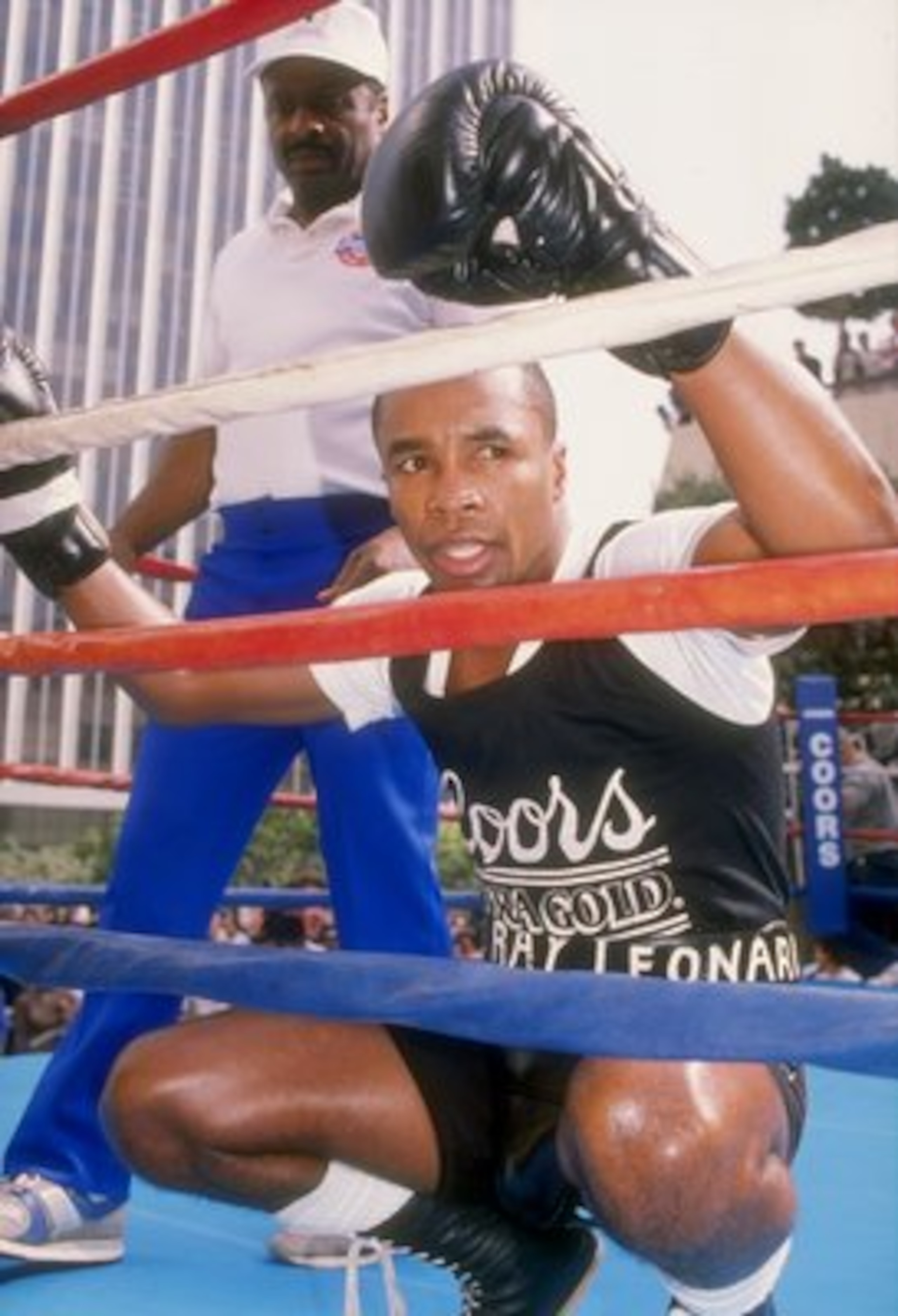 27 Oct 1988:  Sugar Ray Leonard looks on during training. Mandatory Credit: Mike Powell  /Allsport