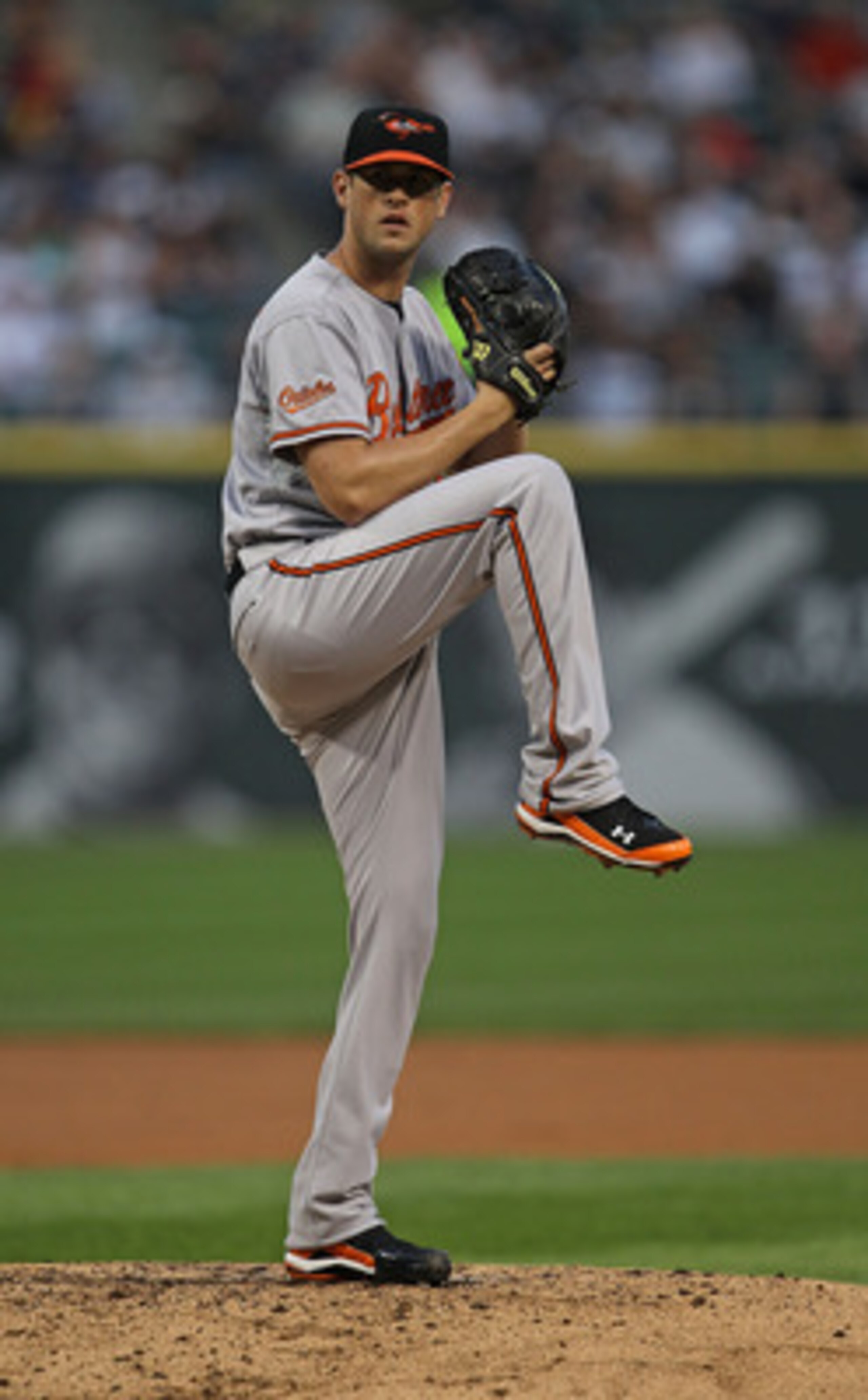 CHICAGO - AUGUST 25: Starting pitcher Brian Matusz #17 of the Baltimore Orioles delivers the ball against the Chicago White Sox at U.S. Cellular Field on August 25, 2010 in Chicago, Illinois. The Orioles defeated the White Sox 4-2. (Photo by Jonathan Dani