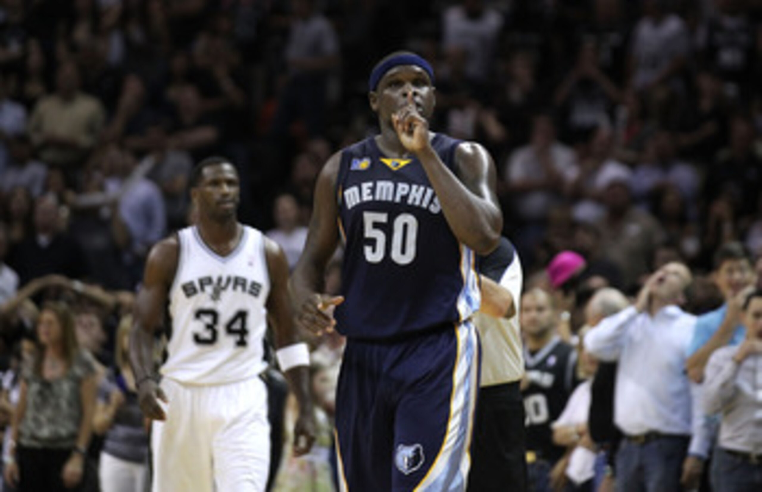 SAN ANTONIO, TX - APRIL 27: Zach Randolph #50 of the Memphis Grizzlies gestures to the crowd near the end of regulation against the San Antionio Spurs in Game Five of the Western Conference Quarterfinals in the 2011 NBA Playoffs on April 27, 2011 at AT&T SAN ANTONIO, TX - APRIL 27: Zach Randolph #50 of the Memphis Grizzlies gestures to the crowd near the end of regulation against the San Antionio Spurs in Game Five of the Western Conference Quarterfinals in the 2011 NBA Playoffs on April 27, 2011 at AT&T