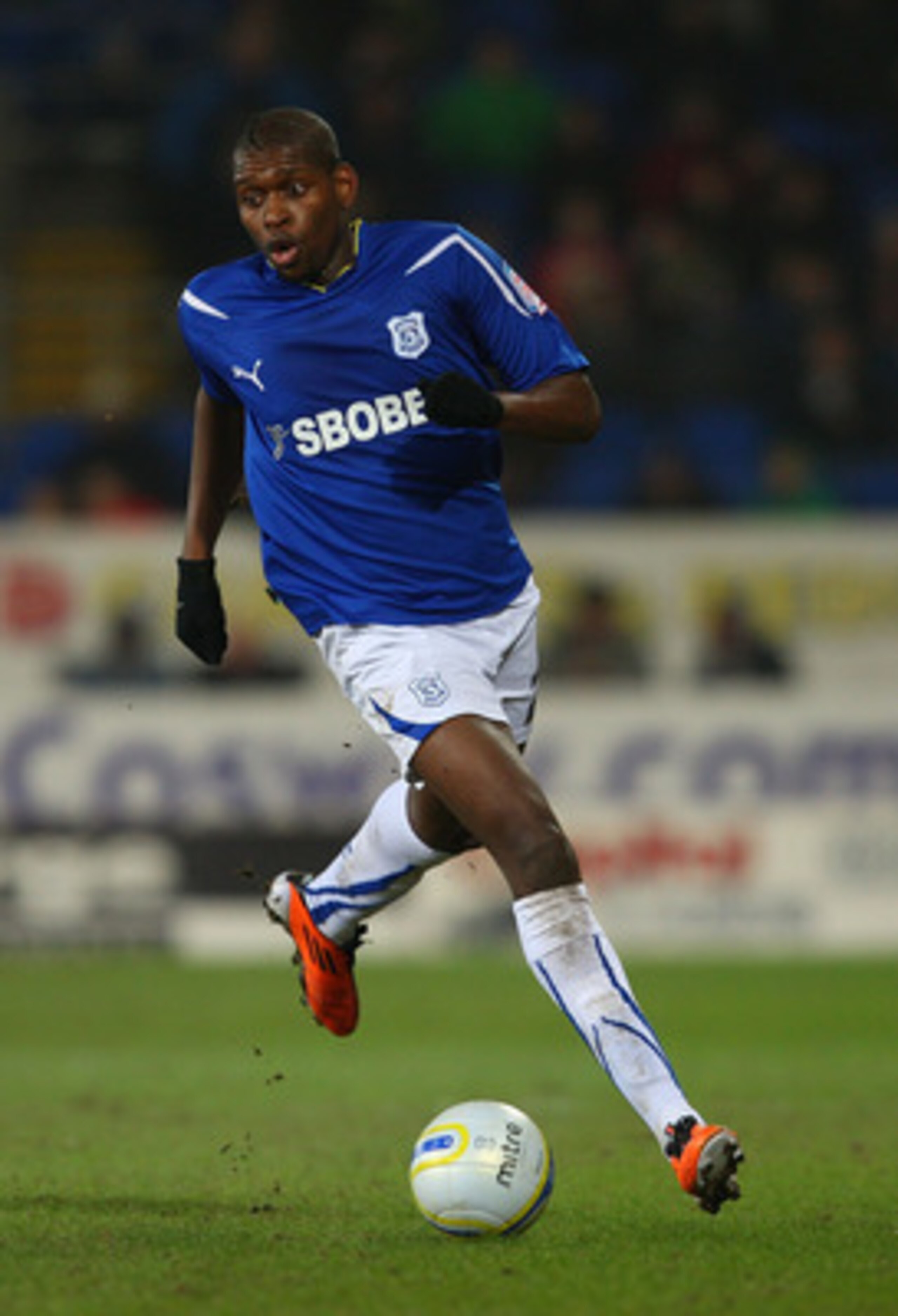 CARDIFF, WALES - FEBRUARY 01:  Cardiff City player Jay Emmanuel-Thomas in action during the npower Championship match between Cardiff City and Reading at Cardiff City Stadium on February 1, 2011 in Cardiff, Wales.  (Photo by Stu Forster/Getty Images)
