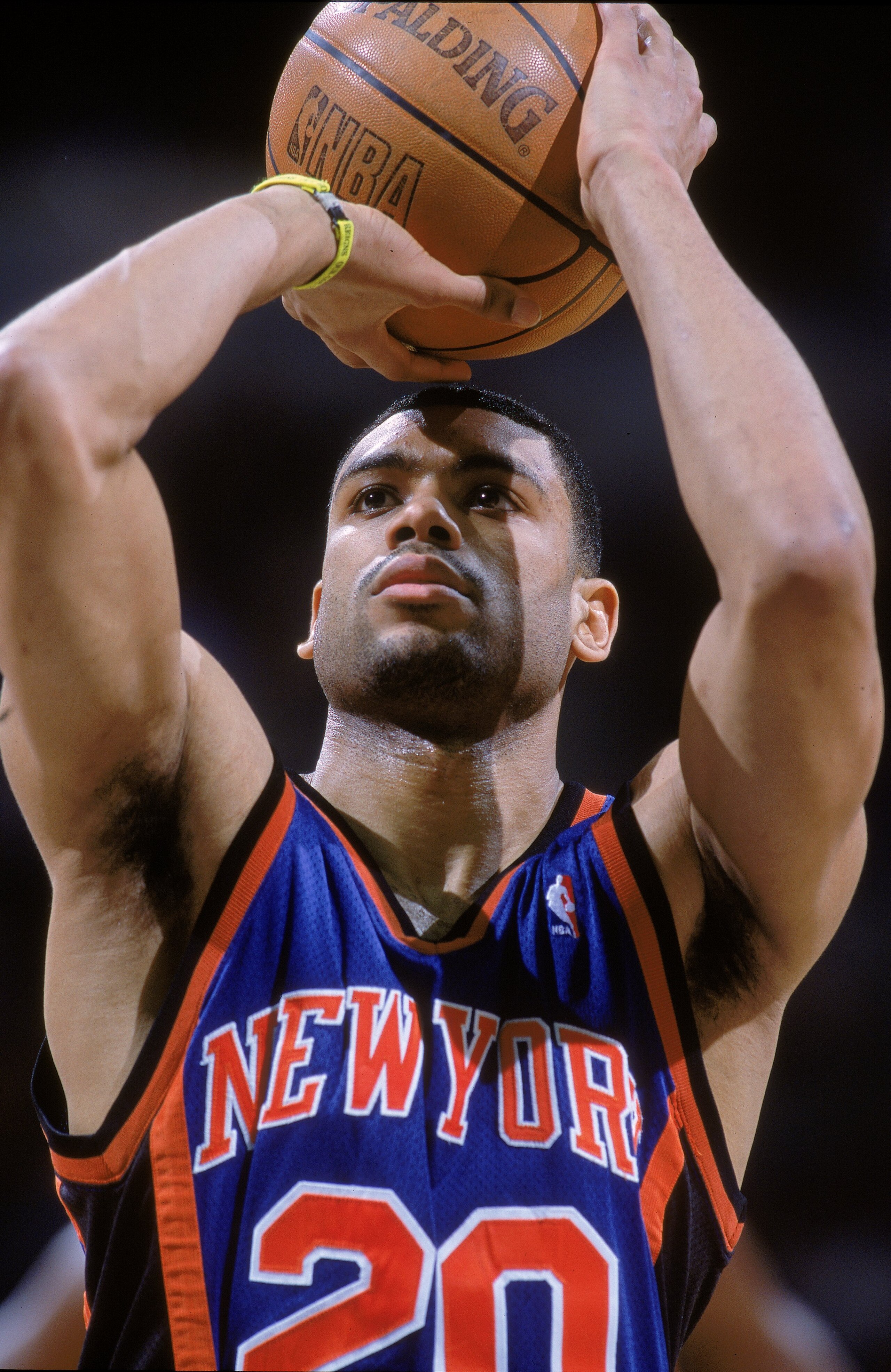 23 Jan 2001:  Allan Houston #20 of the New York Knicks makes a free throw during the game against the Milwaukee Bucks  at the Bradley Center in Milwaukee, Wisconsin. The Bucks defeated the Knicks 105-91.     NOTE TO USER: It is expressly understood that t