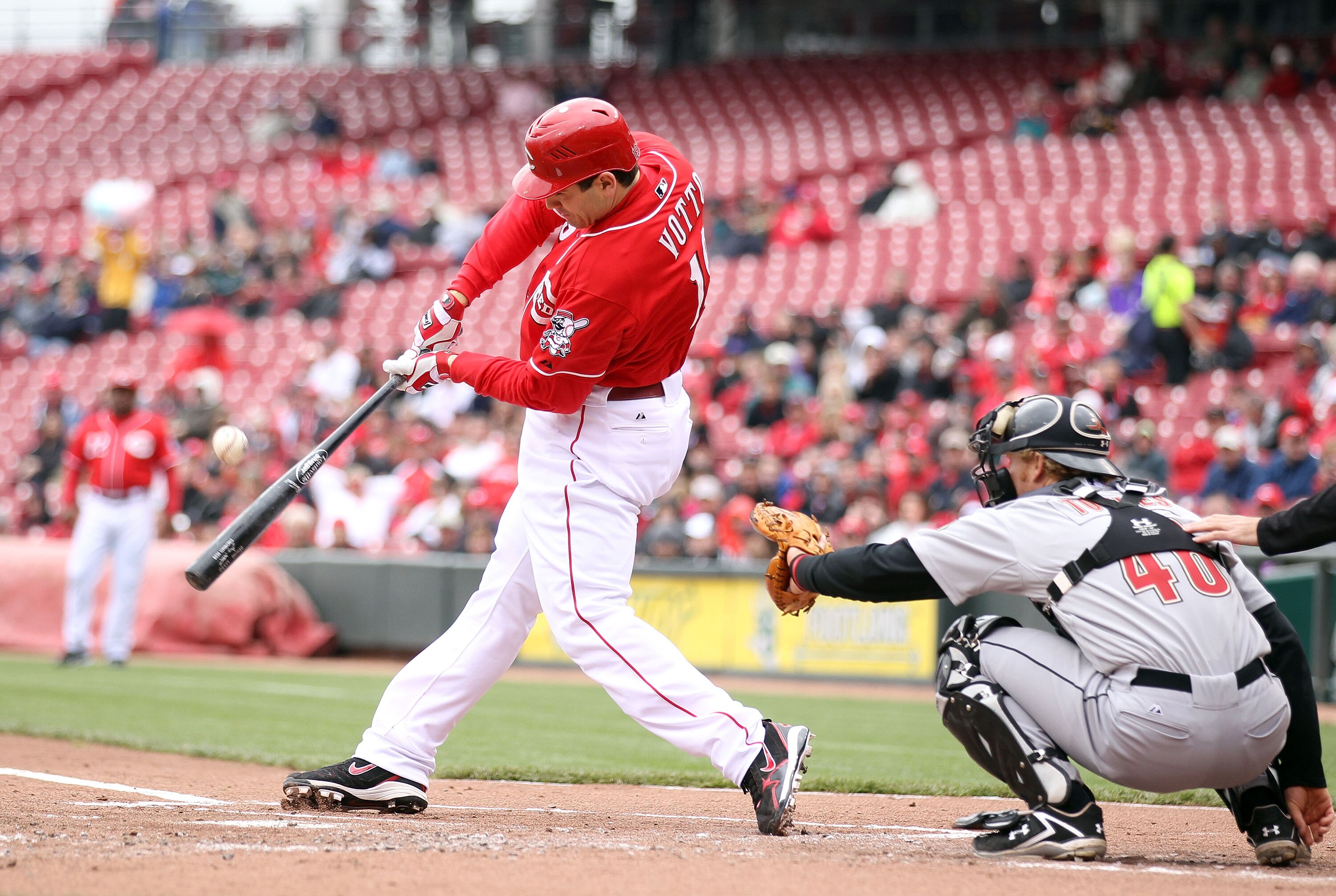 CINCINNATI, OH - MAY 04: Joey Votto #19 of the Cincinnati Reds swings at a pitch during the game against the Houston Astros at Great American Ball Park on May 4, 2011 in Cincinnati, Ohio. (Photo by Andy Lyons/Getty Images) CINCINNATI, OH - MAY 04: Joey Votto #19 of the Cincinnati Reds swings at a pitch during the game against the Houston Astros at Great American Ball Park on May 4, 2011 in Cincinnati, Ohio. (Photo by Andy Lyons/Getty Images)