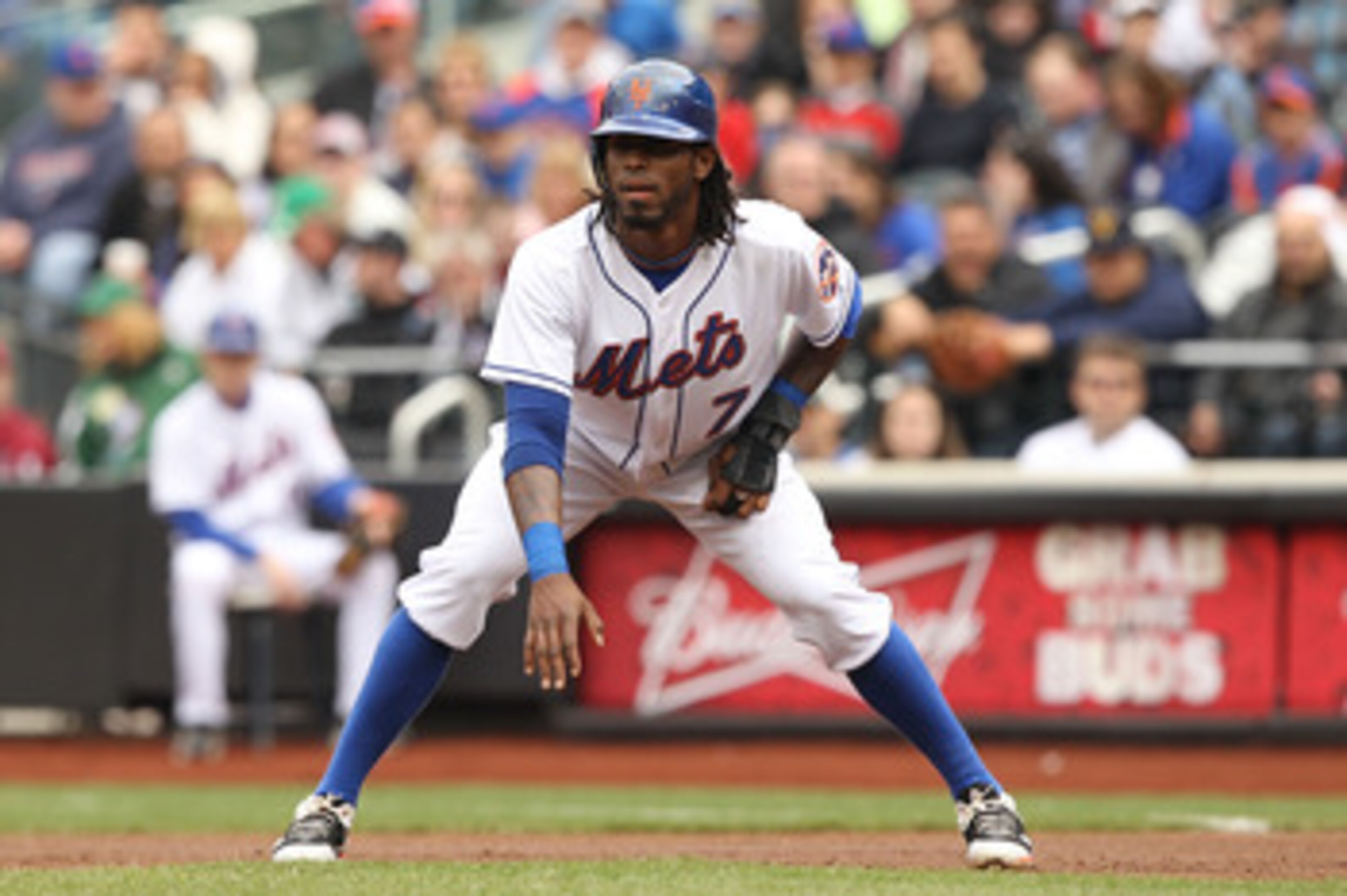 NEW YORK, NY - APRIL 10:  Jose Reyes #7 of the New York Mets in action against the Washington Nationals during their game on April 10, 2011 at Citi Field in the Flushing neighborhood of the Queens borough of New York City.  (Photo by Al Bello/Getty Images