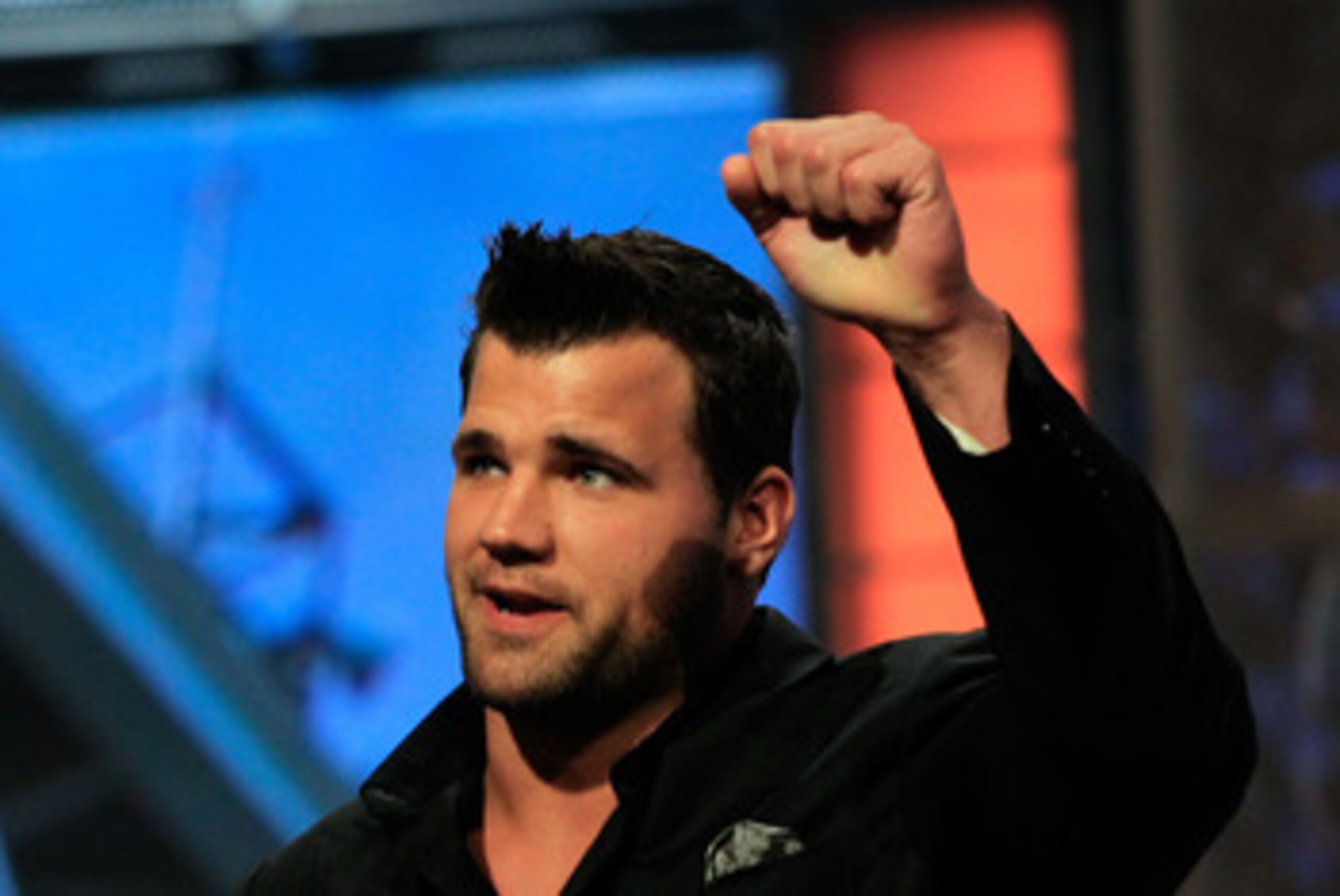 NEW YORK, NY - APRIL 28:  Peyton Hillis of the Cleveland Browns announces Phil Taylor as the #21 overall pick by the Browns on stage during the 2011 NFL Draft at Radio City Music Hall on April 28, 2011 in New York City.  (Photo by Chris Trotman/Getty Imag