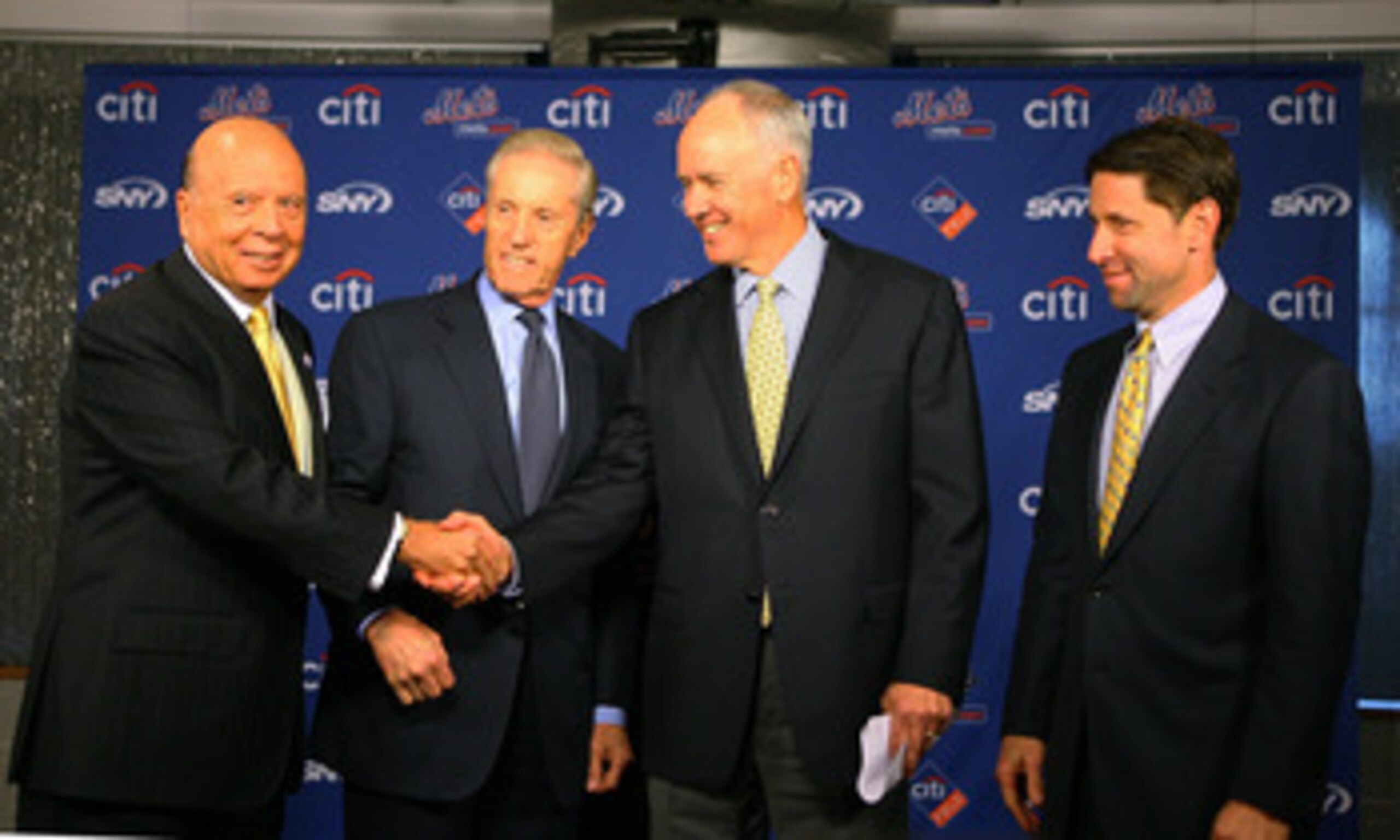 NEW YORK - OCTOBER 29:  (L - R) Saul Katz, CEO of the Mets, Fred Wilpon, president of the Mets, Sandy Alderson and Jeff Wilpon, chief operating officer of the Mets pose for a photo during Alderson's introduction as the general manager for the New York Met