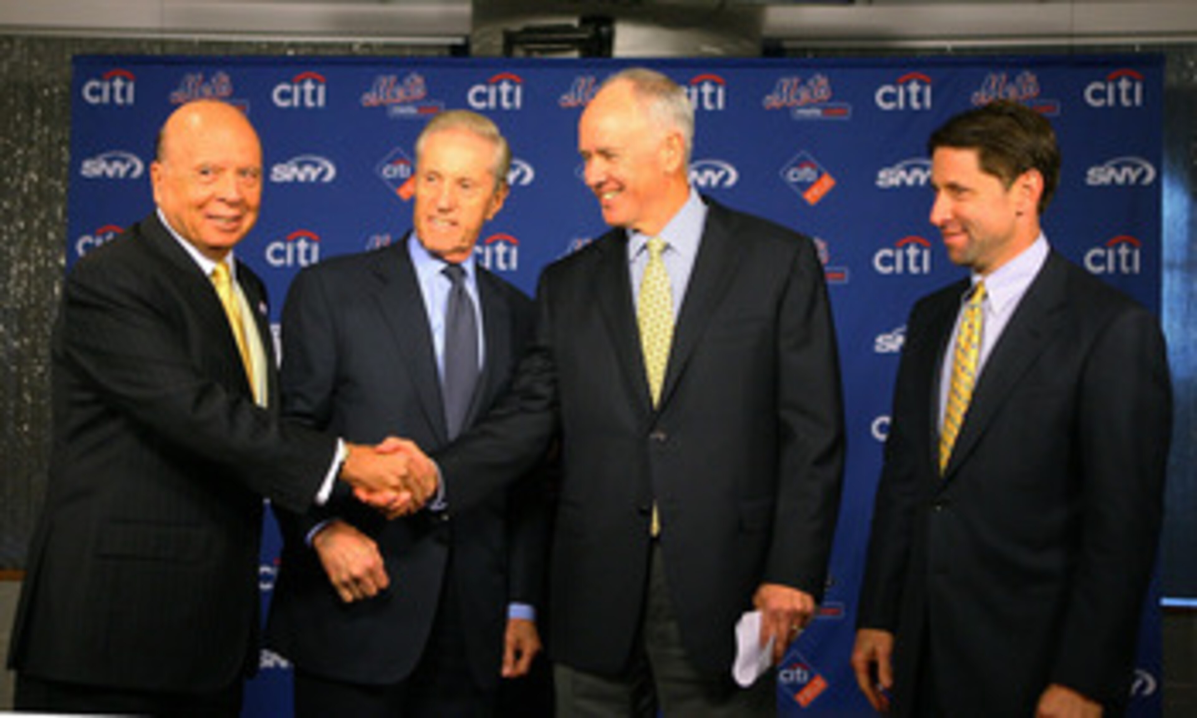 NEW YORK - OCTOBER 29:  (L - R) Saul Katz, CEO of the Mets, Fred Wilpon, president of the Mets, Sandy Alderson and Jeff Wilpon, chief operating officer of the Mets pose for a photo during Alderson's introduction as the general manager for the New York Met