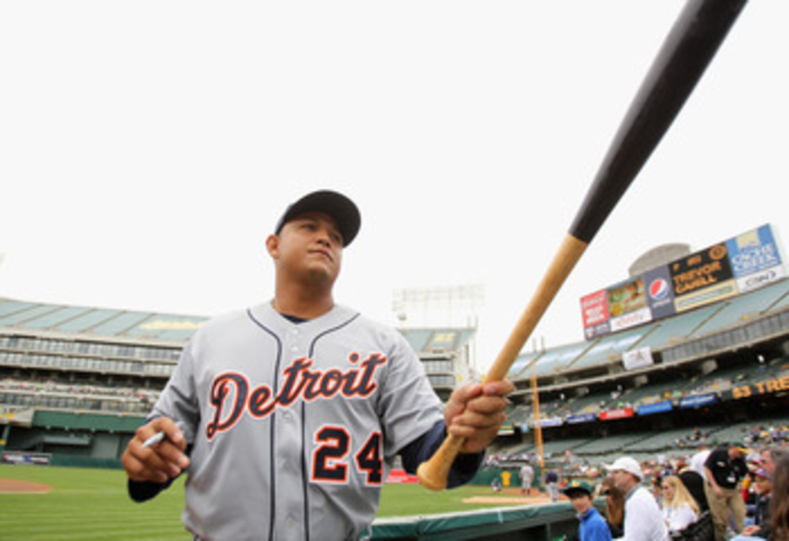 OAKLAND, CA - APRIL 17:  Miguel Cabrera #24 of the Detroit Tigers signs autographs before their game against the Oakland Athletics at Oakland-Alameda County Coliseum on April 17, 2011 in Oakland, California.  (Photo by Ezra Shaw/Getty Images)
