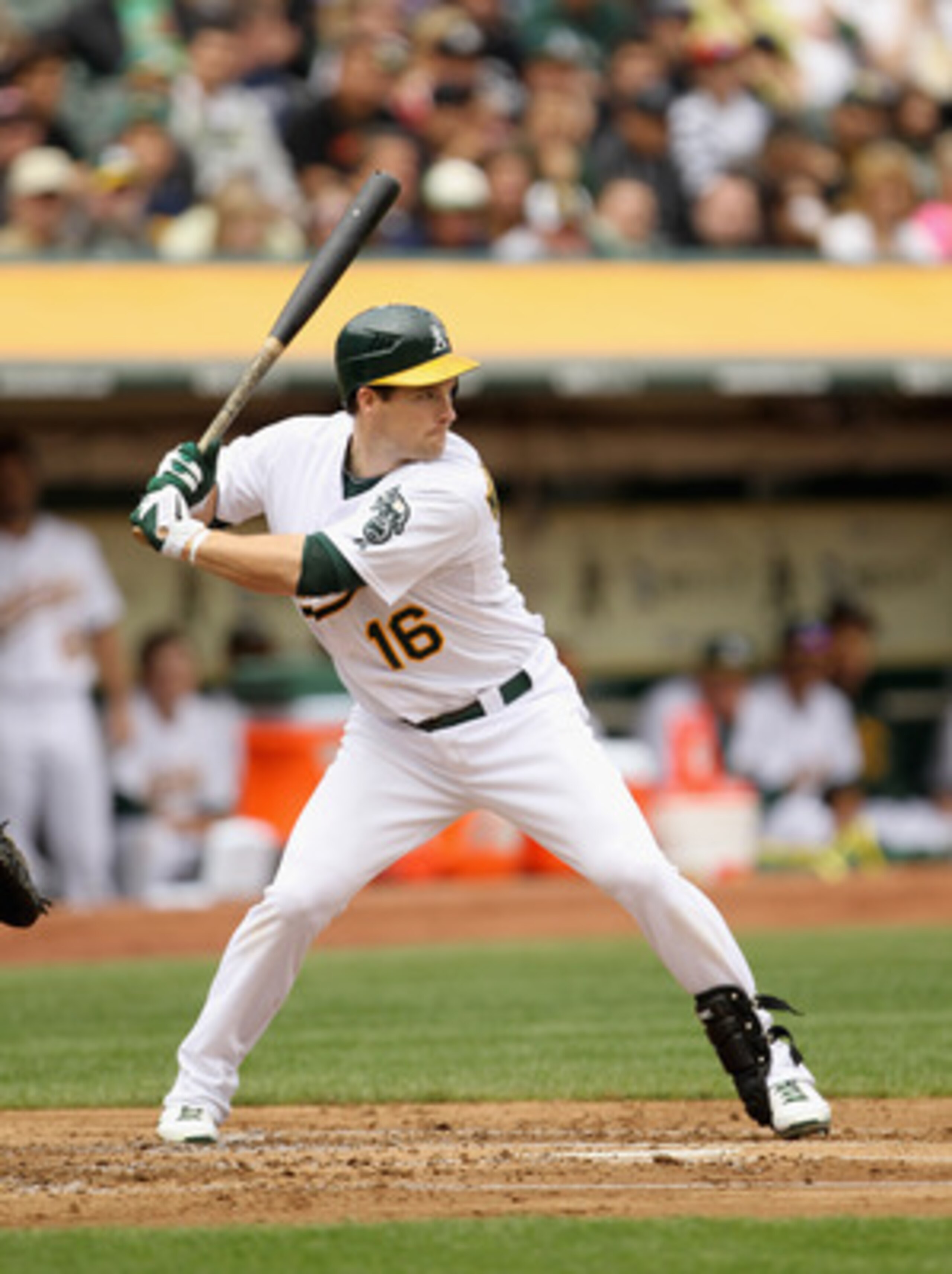 OAKLAND, CA - APRIL 17:  Josh Willingham #16 of the Oakland Athletics in action against the Detroit Tigers at Oakland-Alameda County Coliseum on April 17, 2011 in Oakland, California.  (Photo by Ezra Shaw/Getty Images)