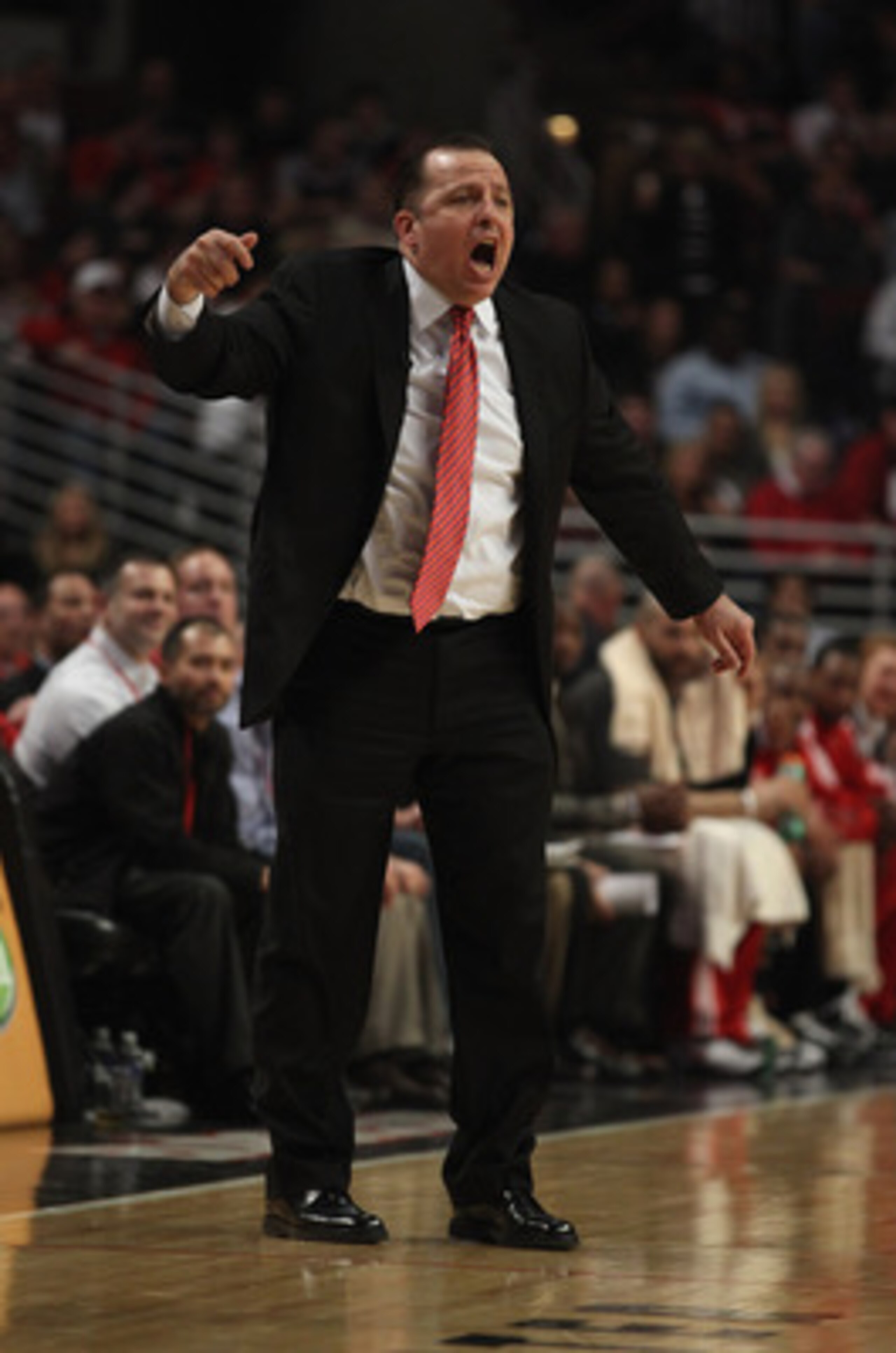 CHICAGO, IL - MAY 04: Head coach Tom Thibodeau of the Chicago Bulls yells instructions to his team against the Atlanta Hawks in Game Two of the Eastern Conference Semifinals in the 2011 NBA Playoffs at the United Center on May 4, 2011 in Chicago, Illinois