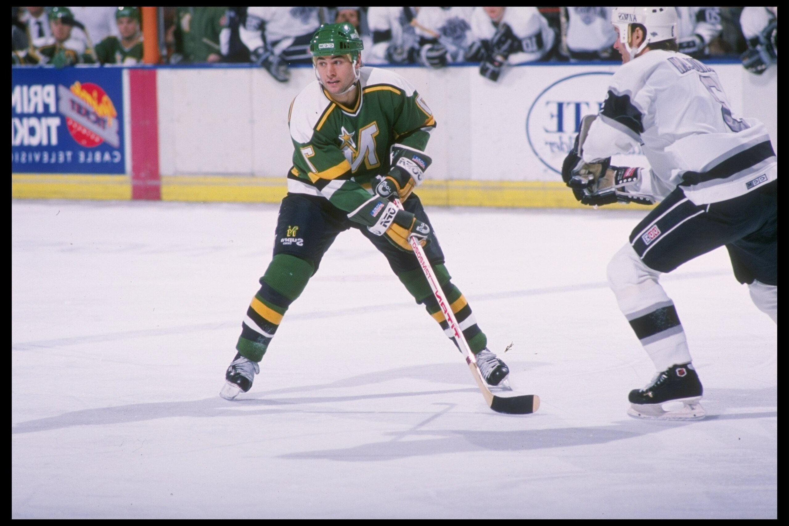 1989:  Neal Broten of the Minnesota Northstars in action during the Northstars versus Los Angeles Kings match at the Great Western Forum in Inglewood, California. Mandatory Credit: Mike Powell  /Allsport