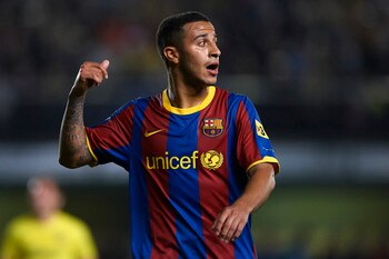VILLARREAL, CASTELLON - APRIL 02:  Thiago of Barcelona reacts during the La Liga match between Villarreal and Barcelona at El Madrigal on April 2, 2011 in Villarreal, Spain. Barcelona won 1-0.  (Photo by Manuel Queimadelos Alonso/Getty Images)