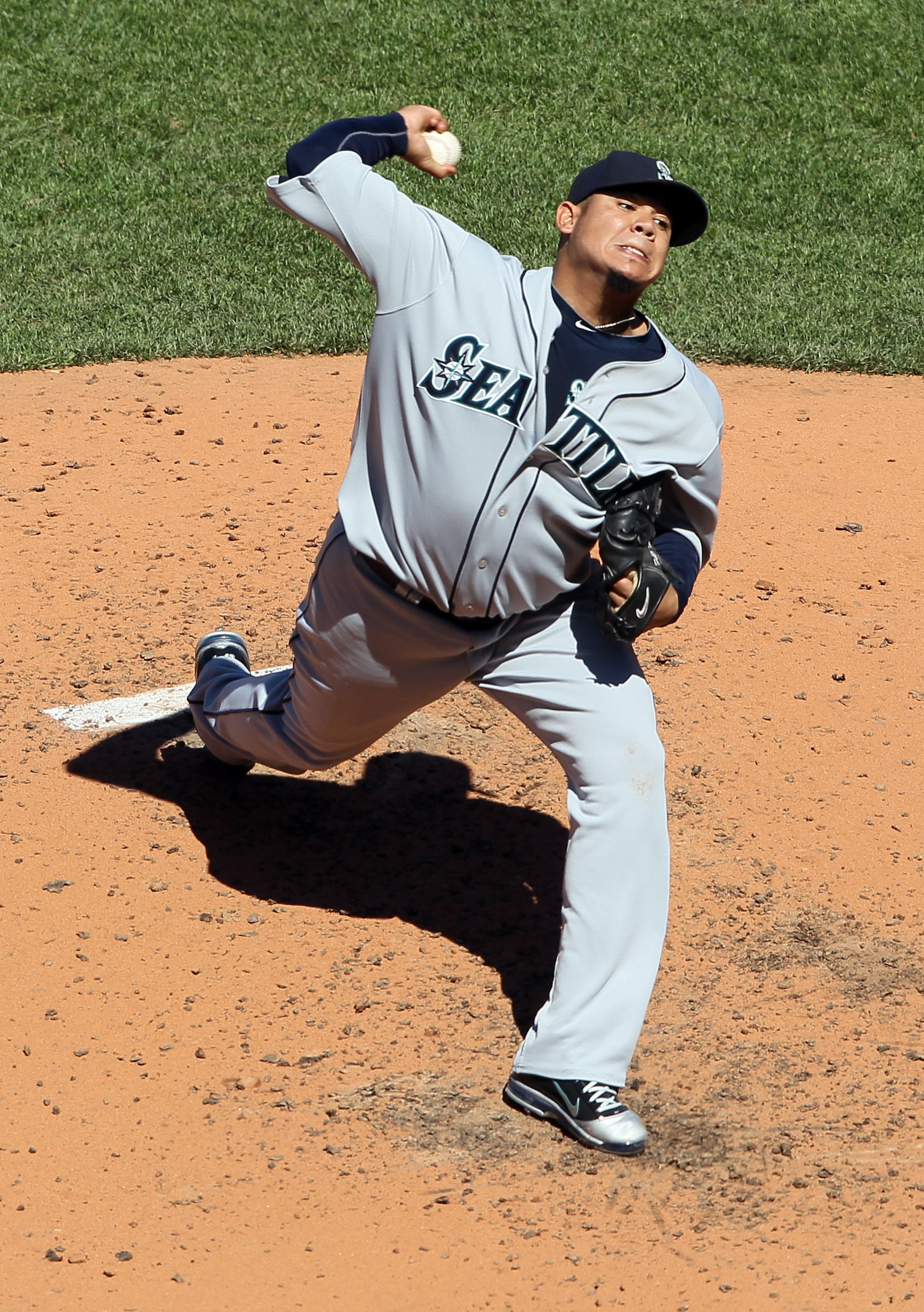 BOSTON, MA - MAY 01:  Felix Hernandez #34 of the Seattle Mariners delivers a pitch against the Boston Red Sox on May 1, 2011 at Fenway Park in Boston, Massachusetts.  (Photo by Elsa/Getty Images)