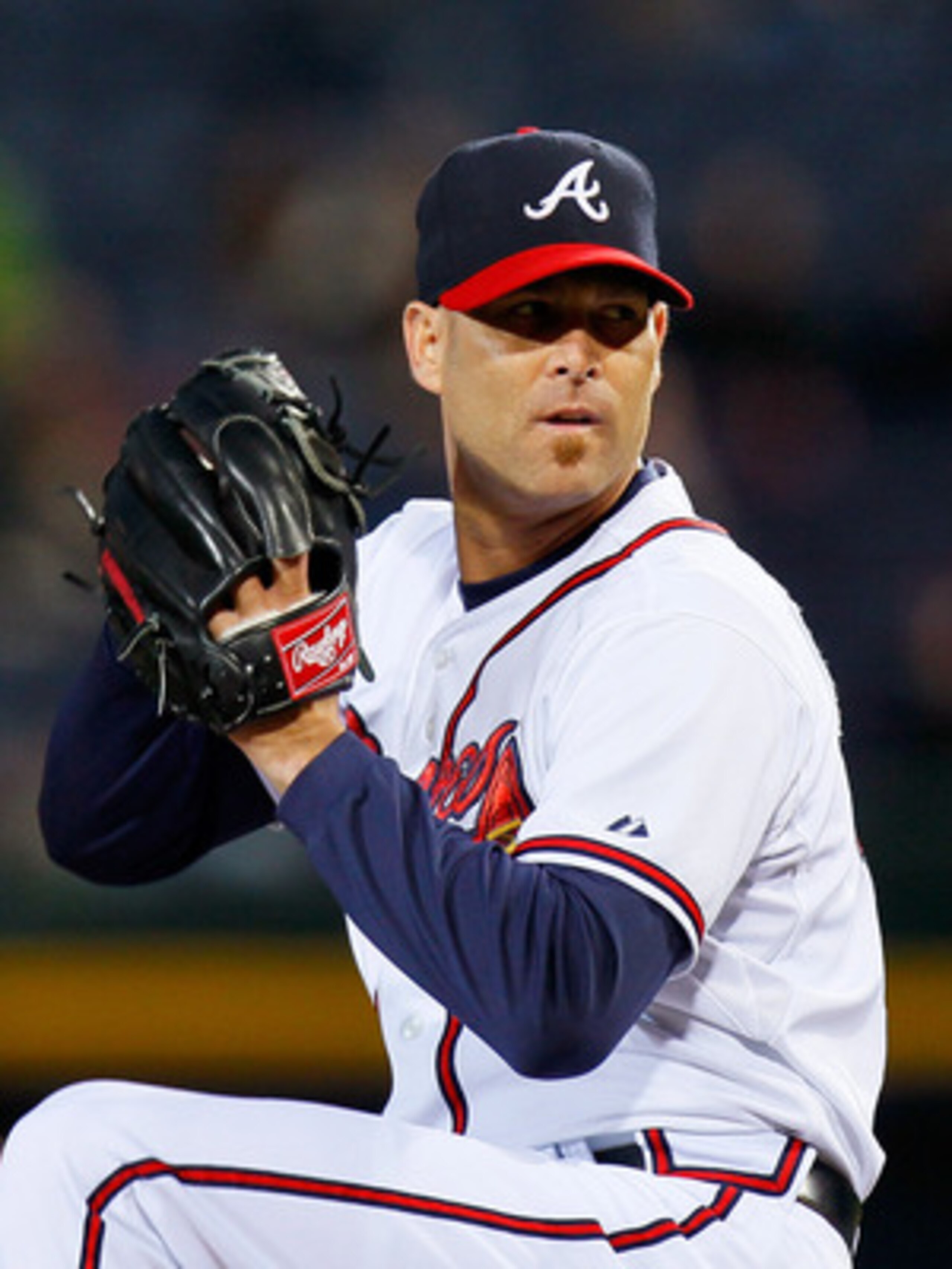 ATLANTA, GA - MAY 04:  Tim Hudson #15 of the Atlanta Braves pitches against the Milwaukee Brewers at Turner Field on May 4, 2011 in Atlanta, Georgia.  (Photo by Kevin C. Cox/Getty Images)
