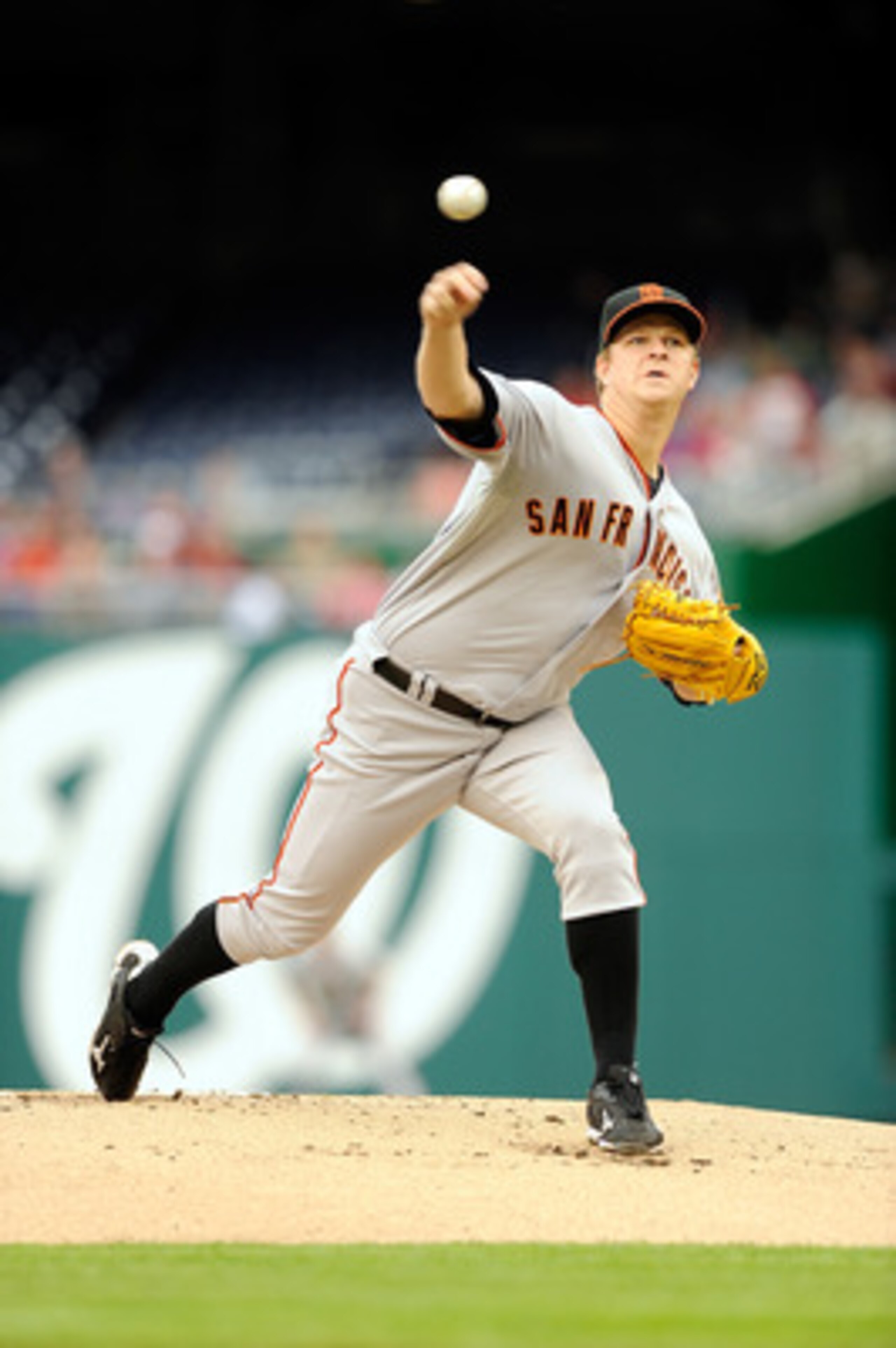 WASHINGTON, DC - MAY 01:  Matt Cain #18 of the San Francisco Giants pitches against the Washington Nationals at Nationals Park on May 1, 2011 in Washington, DC.  (Photo by Greg Fiume/Getty Images)