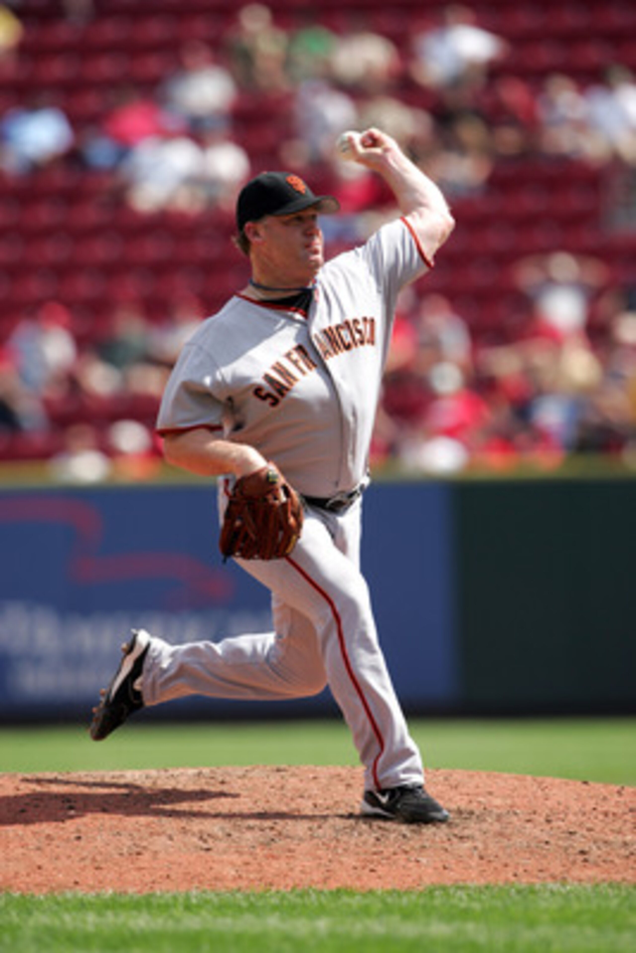 CINCINNATI - SEPTEMBER 6:  Pitcher Mike Stanton #38 of the San Francisco Giants delivers a pitch against the Cincinnati Reds during the game at the Great American Ball Park in Cincinnati, Ohio, on September 6, 2006. The Giants won 3-2.  (Photo by Andy Lyo