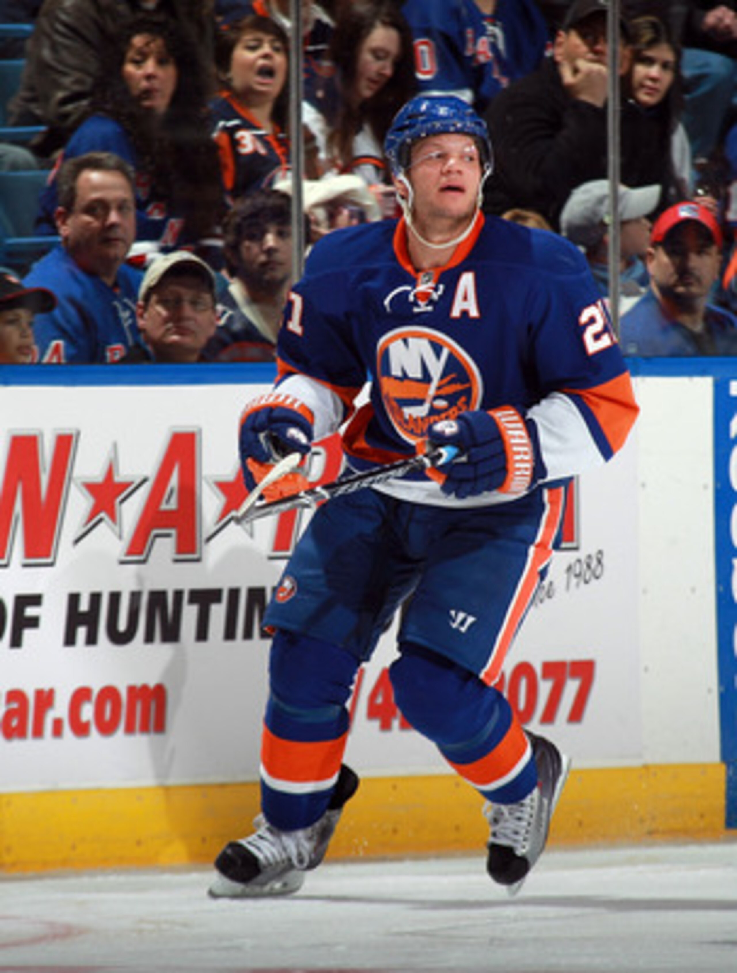 UNIONDALE, NY - MARCH 31:  Kyle Okposo #21 of the New York Islanders skates against the New York Rangers at the Nassau Coliseum on March 31, 2011 in Uniondale, New York.  (Photo by Bruce Bennett/Getty Images)