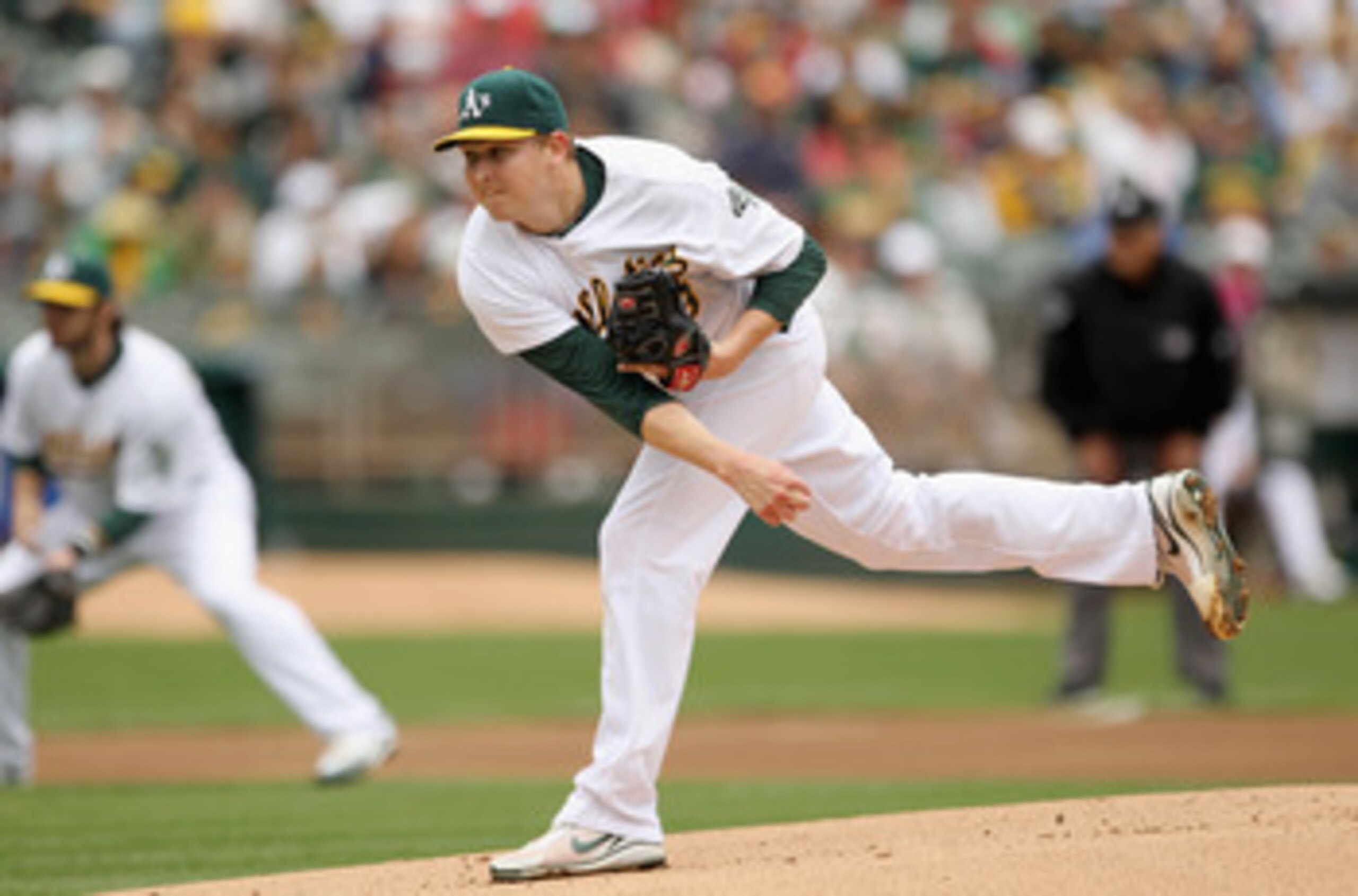 OAKLAND, CA - APRIL 17:  Trevor Cahill #53 of the Oakland Athletics picthes against the Detroit Tigers at Oakland-Alameda County Coliseum on April 17, 2011 in Oakland, California.  (Photo by Ezra Shaw/Getty Images)
