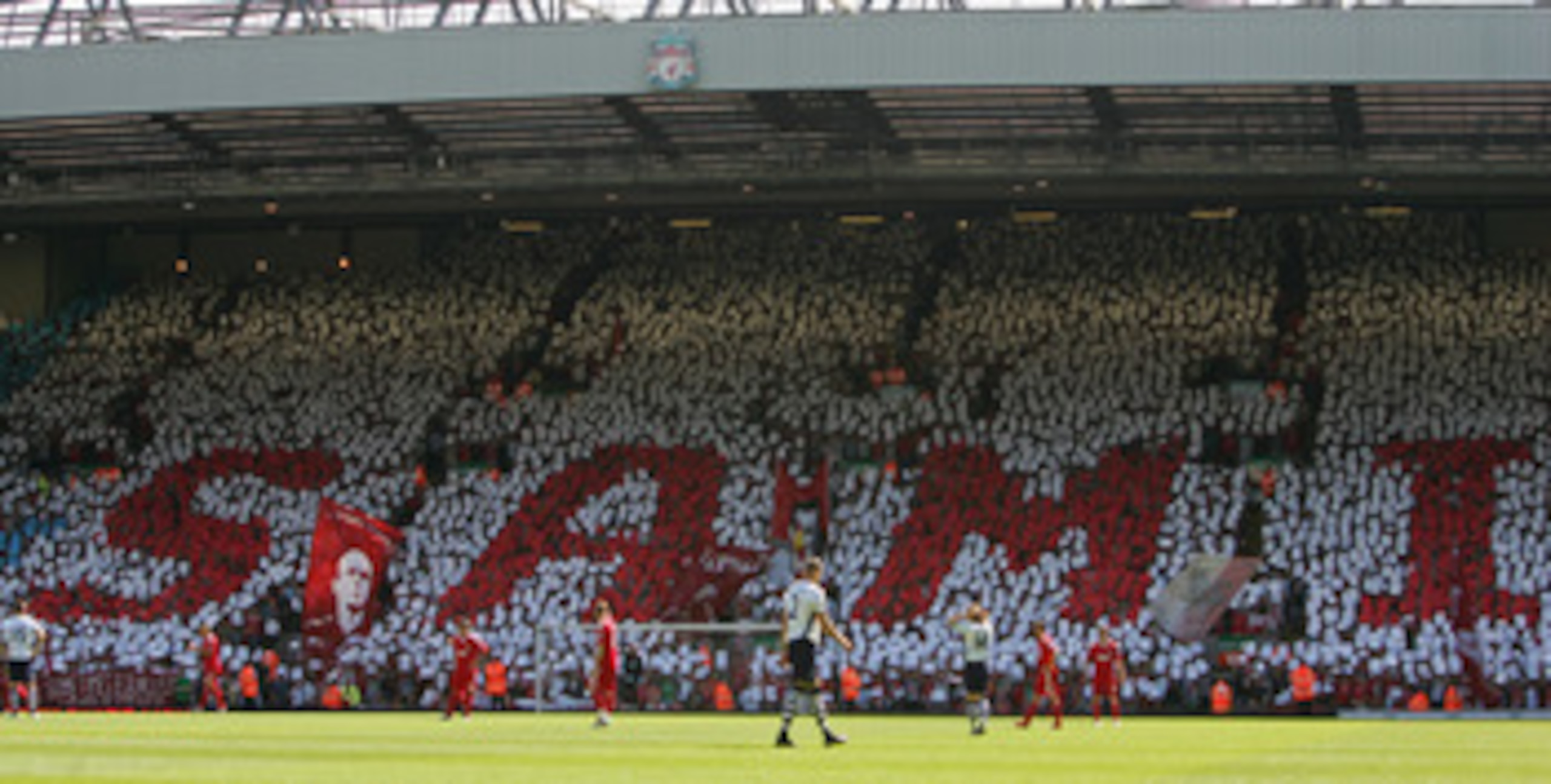 LIVERPOOL, ENGLAND - MAY 24:  The Kop pay tribute to Sami Hyypia of Liverpool during his last game for Liverpool in the Barclays  Premier League match between Liverpool and Tottenham Hotspur at Anfield on May 24, 2009 in Liverpool, England.  (Photo by Ale