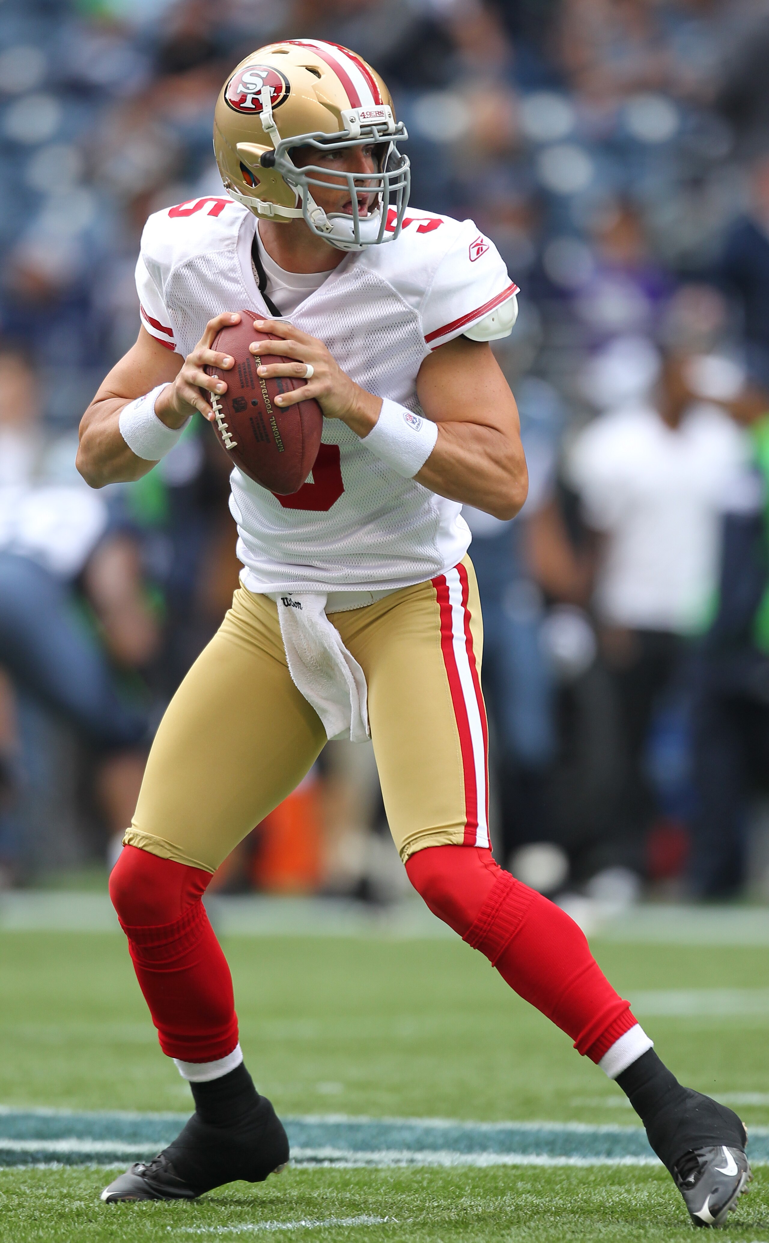 SEATTLE - SEPTEMBER 12:  Quarterback David Carr #5 of the San Francisco 49ers warms up prior to the NFL season opener against the Seattle Seahawks at Qwest Field on September 12, 2010 in Seattle, Washington. (Photo by Otto Greule Jr/Getty Images)