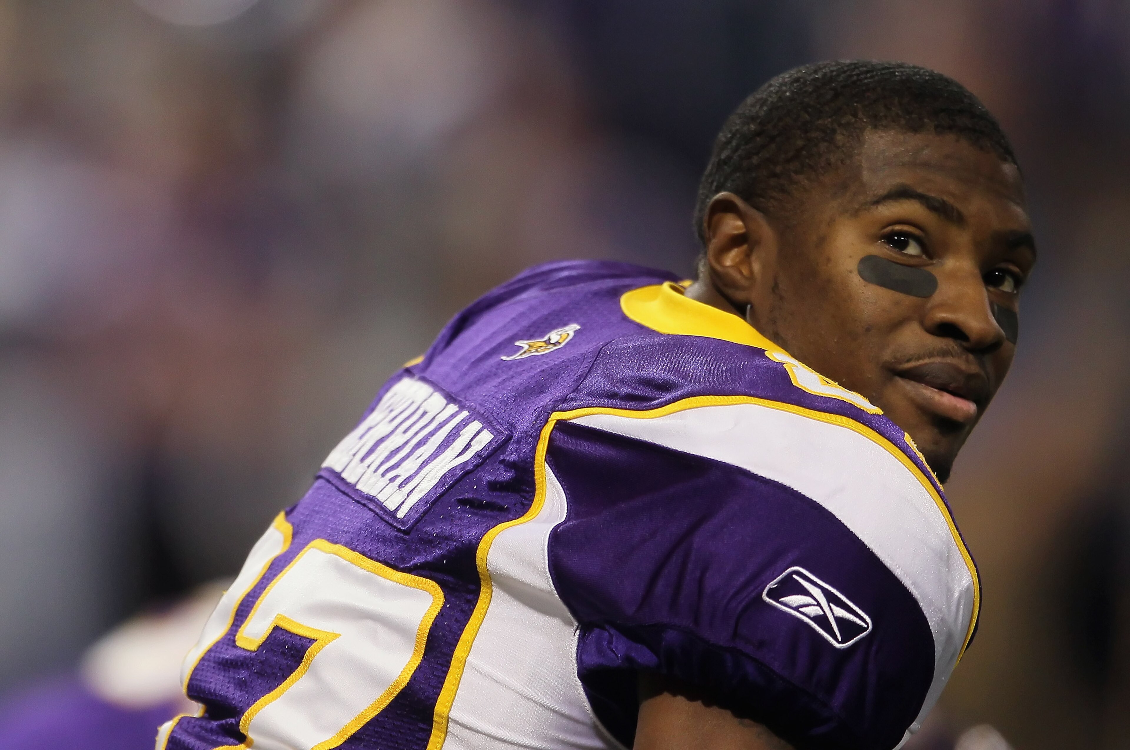 MINNEAPOLIS - SEPTEMBER 26: Bernard Berrian #87 of the Minnesota Vikings looks on prior to the start of the game against the Detroit Lions at Mall of America Field on September 26, 2010 in Minneapolis, Minnesota. (Photo by Jeff Gross/Getty Images) MINNEAPOLIS - SEPTEMBER 26: Bernard Berrian #87 of the Minnesota Vikings looks on prior to the start of the game against the Detroit Lions at Mall of America Field on September 26, 2010 in Minneapolis, Minnesota. (Photo by Jeff Gross/Getty Images)
