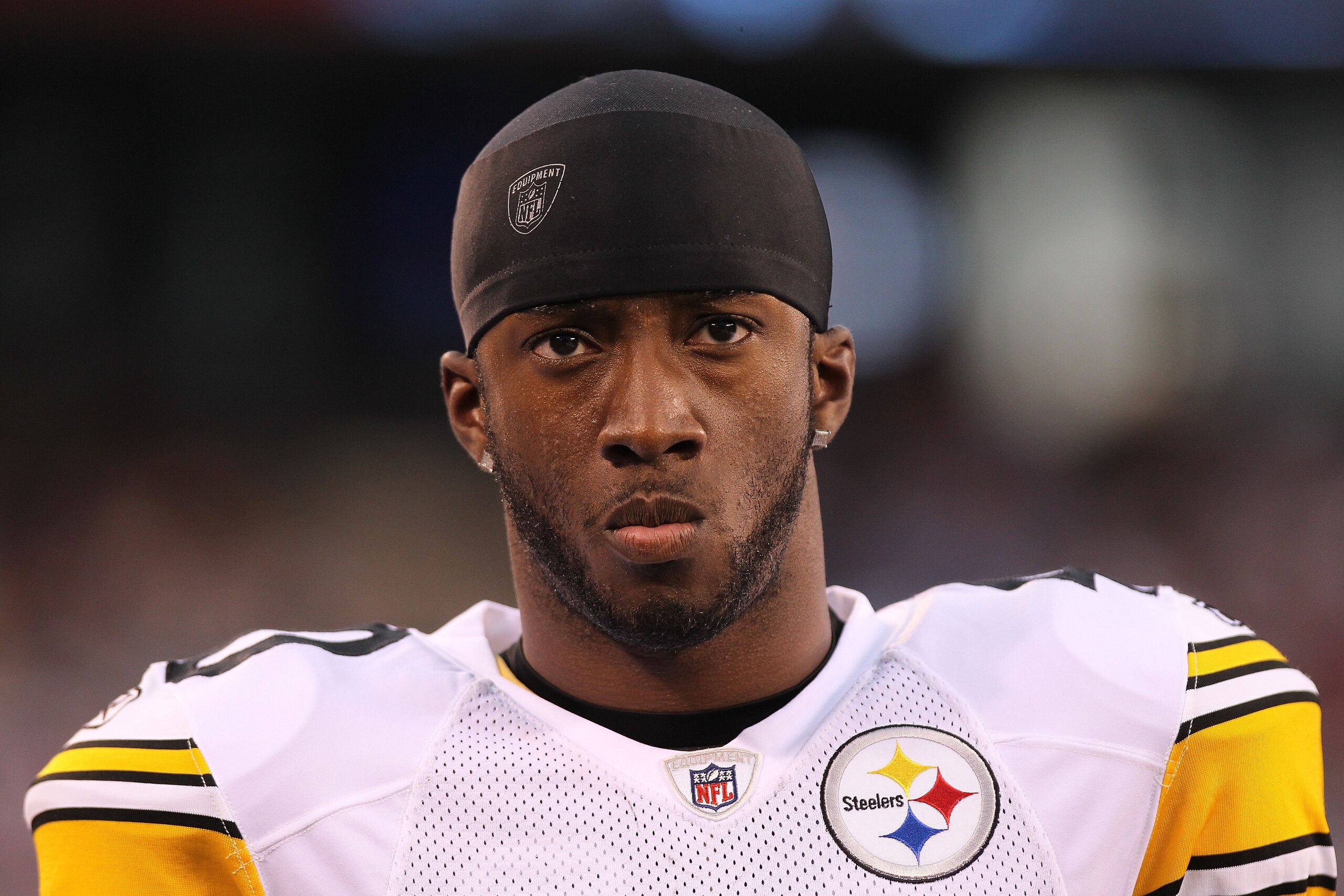 EAST RUTHERFORD, NJ - AUGUST 21:  Crezdon Butler #40 of the Pittsburgh Steelers against the New York Giants during their preseason game at New Meadowlands Stadium on August 21, 2010 in East Rutherford, New Jersey.  (Photo by Nick Laham/Getty Images)
