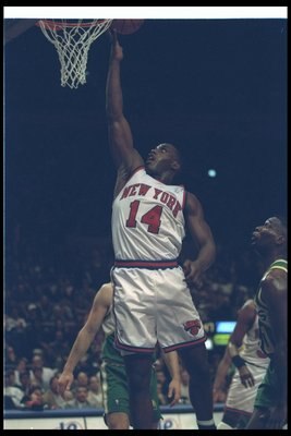 11 Mar 1995:  Forward Anthony Mason of the New York Knicks goes up for two during a game against the Seattle Supersonics at Madison Square Garden in New York City, New York.  The Supersonics won the game, 96-84. Mandatory Credit: Rick Stewart  /Allsport
