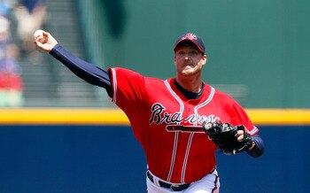 ATLANTA, GA - MAY 01:  Derek Lowe #32 of the Atlanta Braves pitches in the first inning to the St. Louis Cardinals at Turner Field on May 1, 2011 in Atlanta, Georgia.  (Photo by Kevin C. Cox/Getty Images)