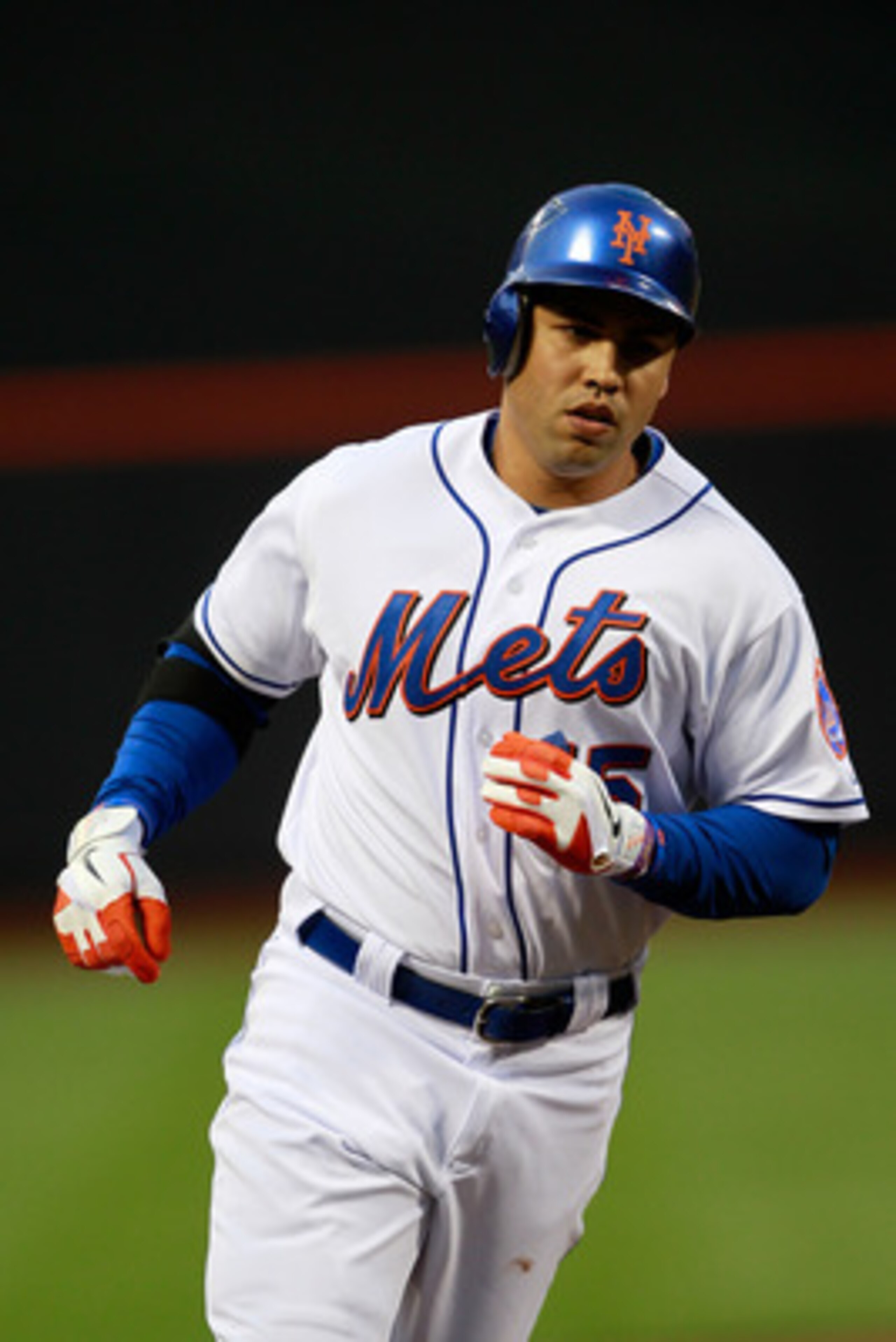 NEW YORK, NY - MAY 03: Carlos Beltran #15 of the New York Mets runs the bases after he homers on a line drive to right field in the bottom of the first inning against the San Francisco Giants at Citi Field on May 3, 2011 in the Flushing neighborhood of th