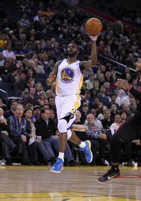 OAKLAND, CA - MARCH 25:  Dorell Wright #1 of the Golden State Warriors in action against the Toronto Raptors at Oracle Arena on March 25, 2011 in Oakland, California. NOTE TO USER: User expressly acknowledges and agrees that, by downloading and or using t