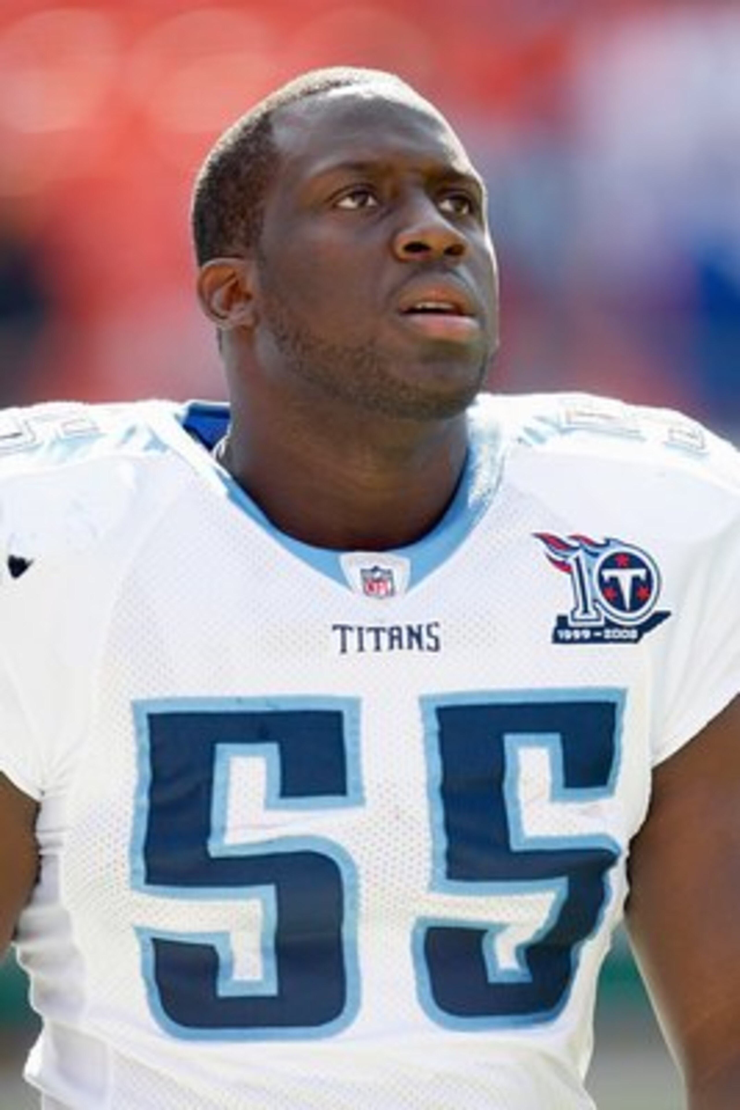 KANSAS CITY - OCTOBER 19:  Stephen Tulloch #55 of the Tennessee Titans warms-up on the field before the game against the Kansas City Chiefs at Arrowhead Stadium on October 19, 2008 in Kansas City, Missouri. (Photo by: Jamie Squire/Getty Images)
