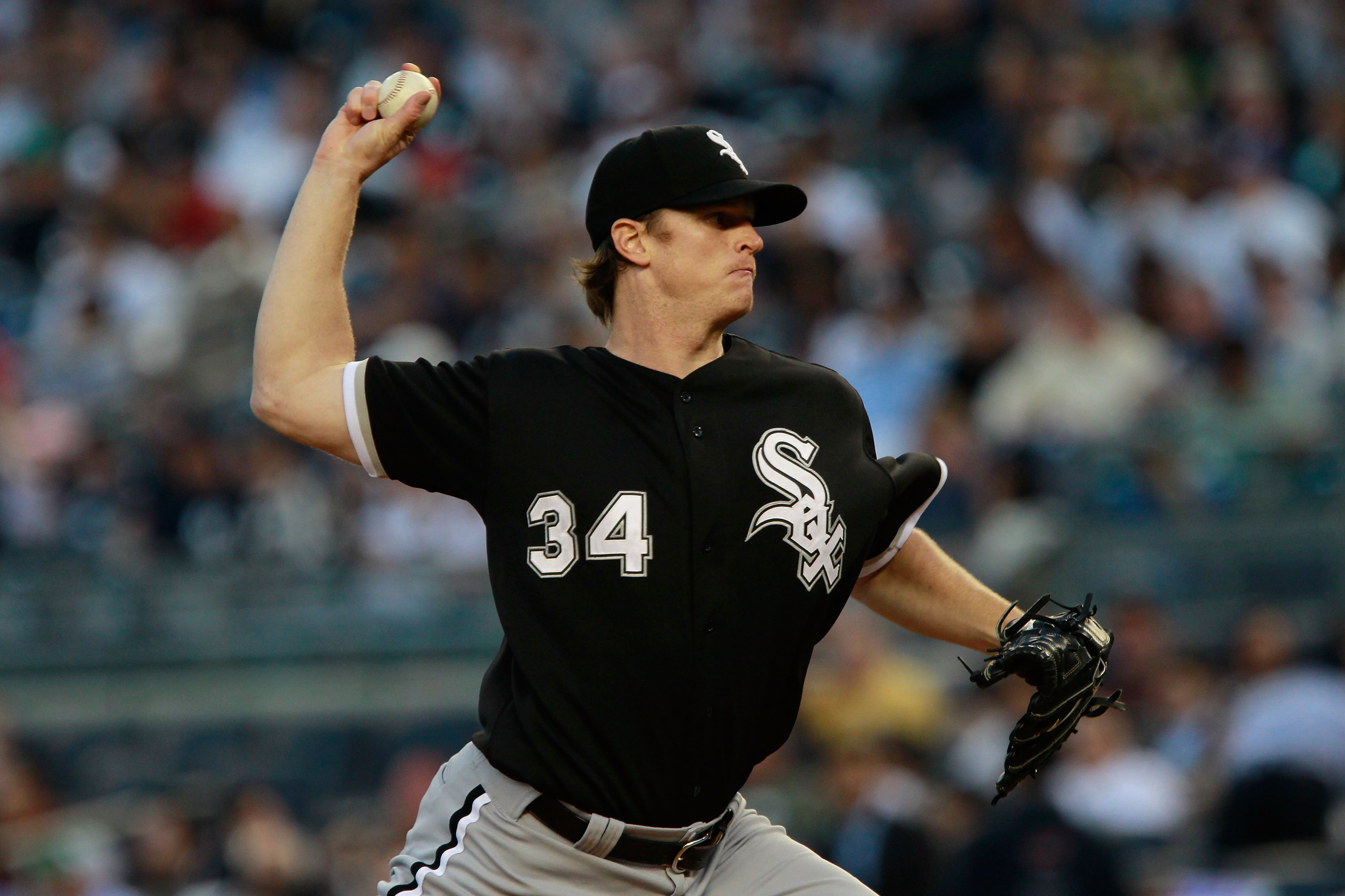 NEW YORK, NY - APRIL 26:  Gavin Floyd #34 of the Chicago White Sox pitches against the New York Yankees at Yankee Stadium on April 26, 2011 in the Bronx borough of New York City.  (Photo by Chris Trotman/Getty Images)