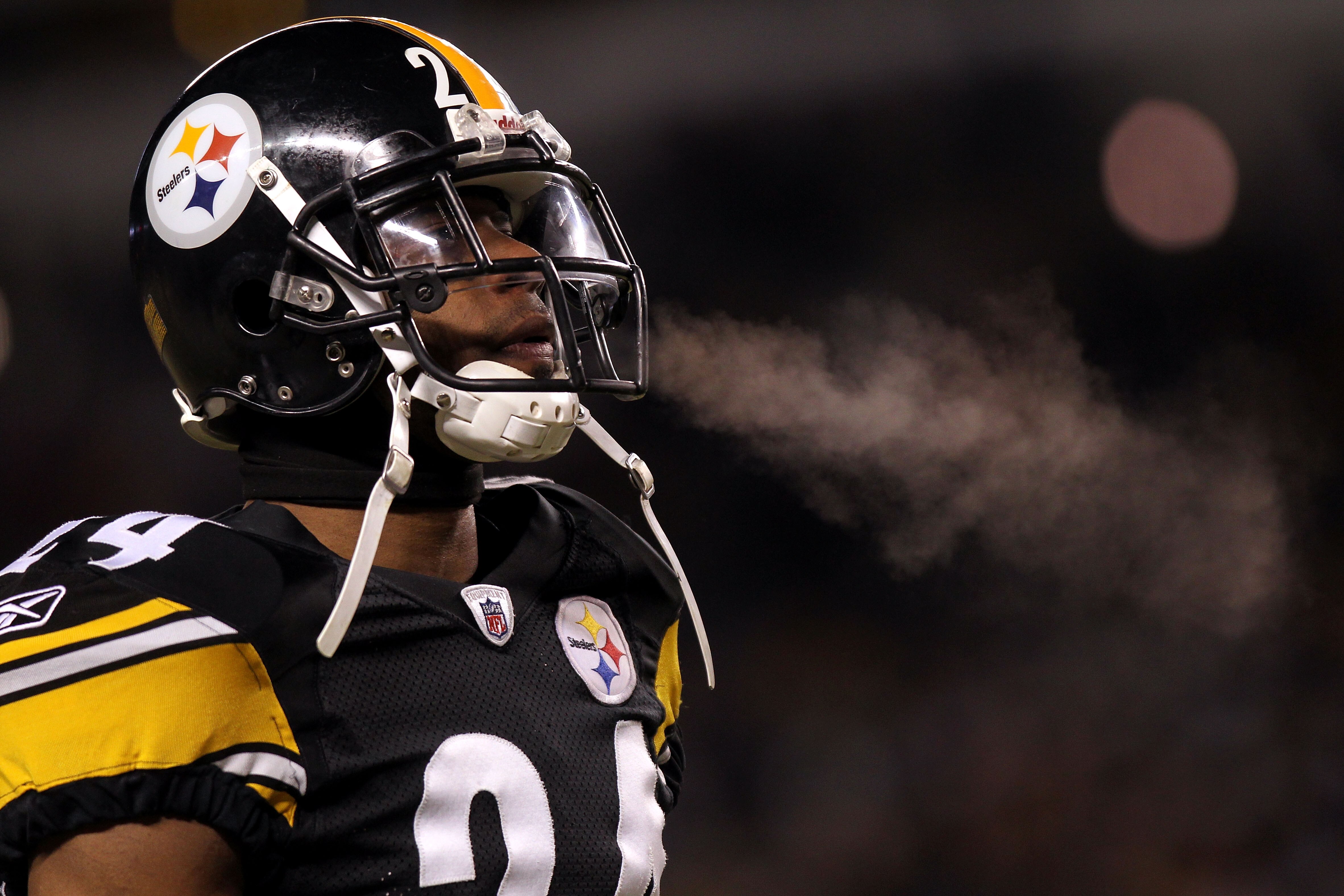 PITTSBURGH, PA - JANUARY 23:  Ike Taylor #24 of the Pittsburgh Steelers looks on against the New York Jets during the 2011 AFC Championship game at Heinz Field on January 23, 2011 in Pittsburgh, Pennsylvania. The Steelers won 24-19. (Photo by Nick Laham/G
