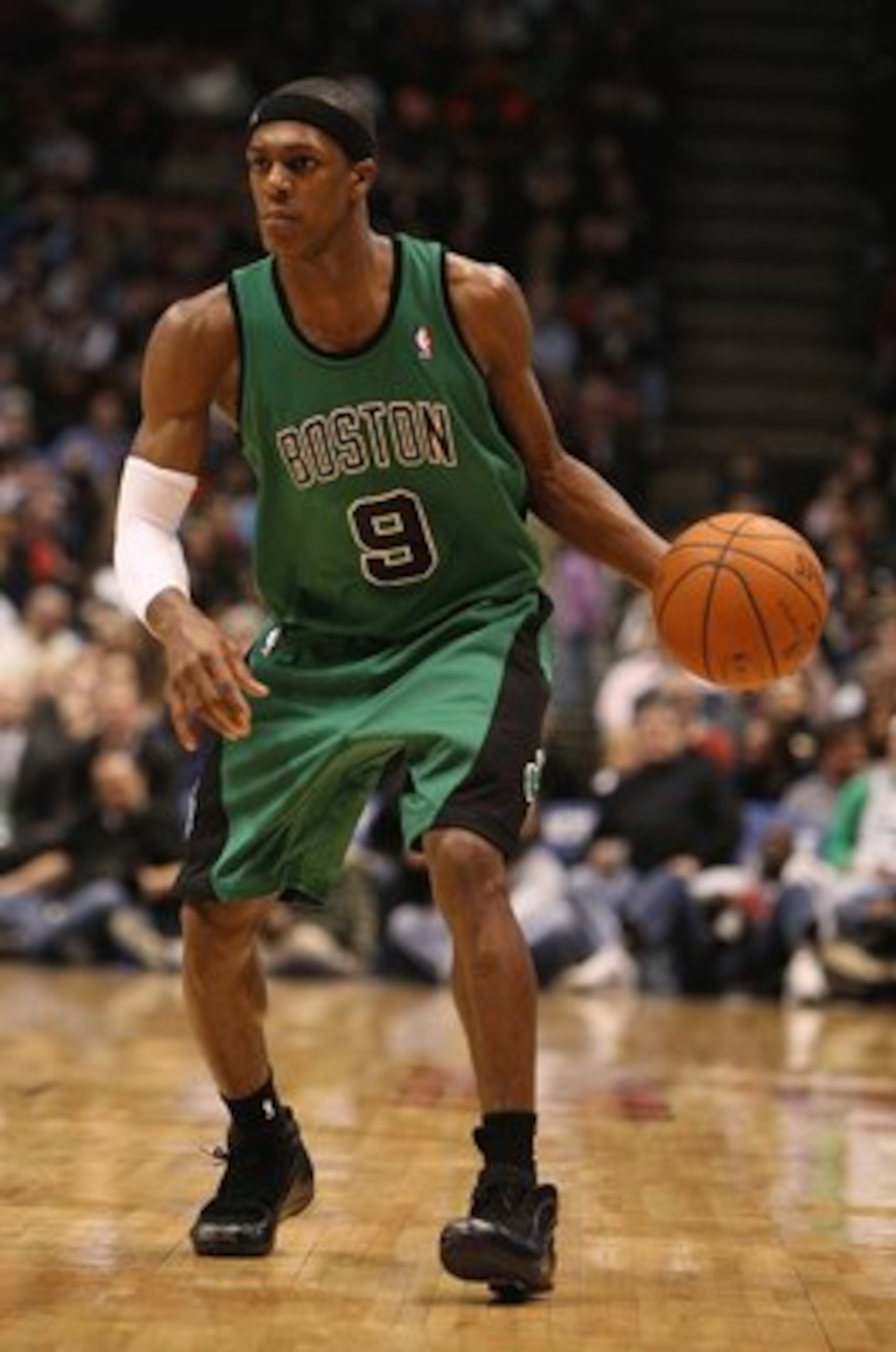 EAST RUTHERFORD, NJ - MARCH 04:  Rajon Rondo #9 of Boston Celtics dribbles the ball against the New Jersey Nets during their game on March 4th, 2009 at The Izod Center in East Rutherford, New Jersey.  NOTE TO USER: User expressly acknowledges and agrees t