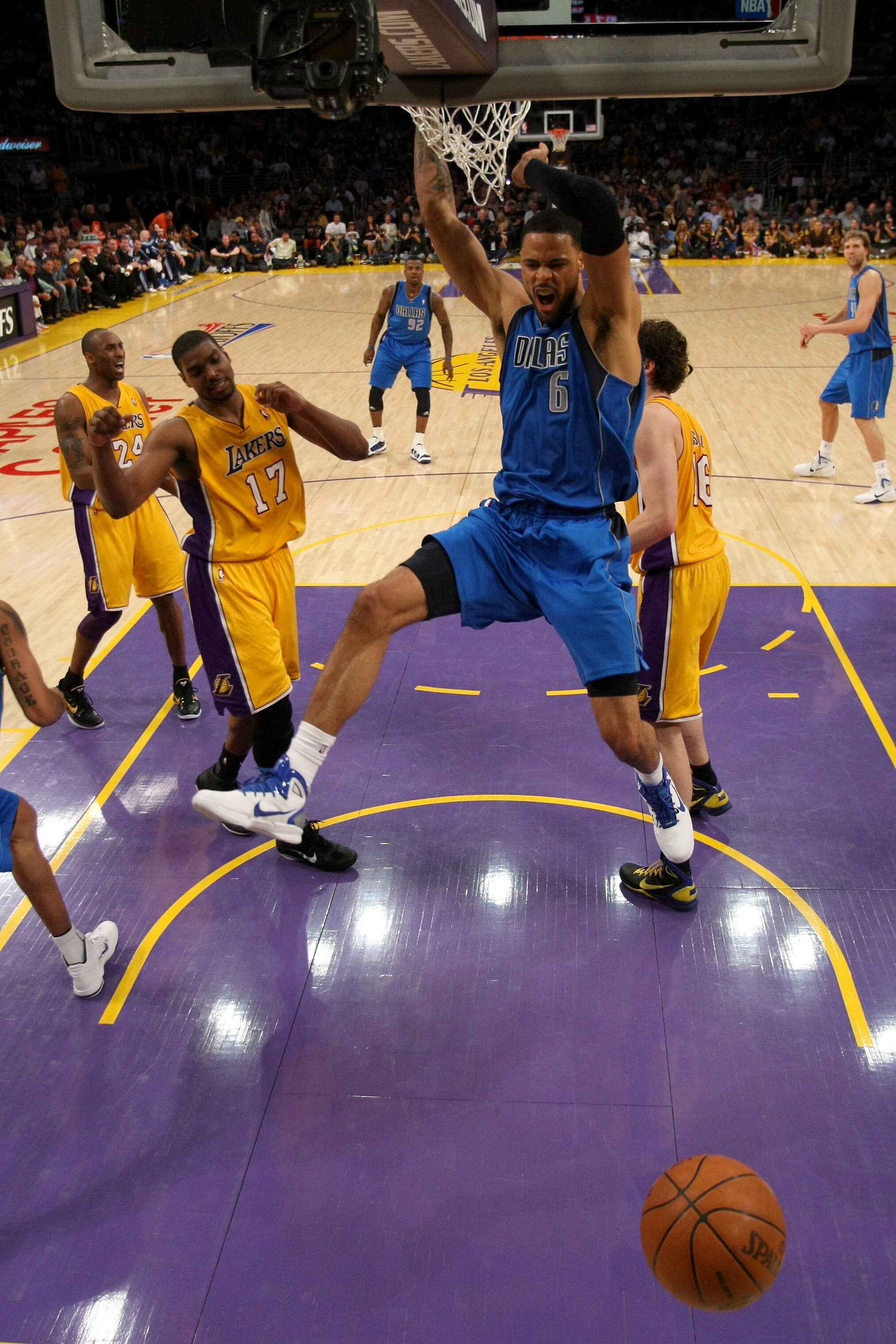 LOS ANGELES, CA - MAY 04:  Tyson Chandler #6 of the Dallas Mavericks dunks the ball in the second half while taking on the Los Angeles Lakers in Game Two of the Western Conference Semifinals in the 2011 NBA Playoffs at Staples Center on May 4, 2011 in Los
