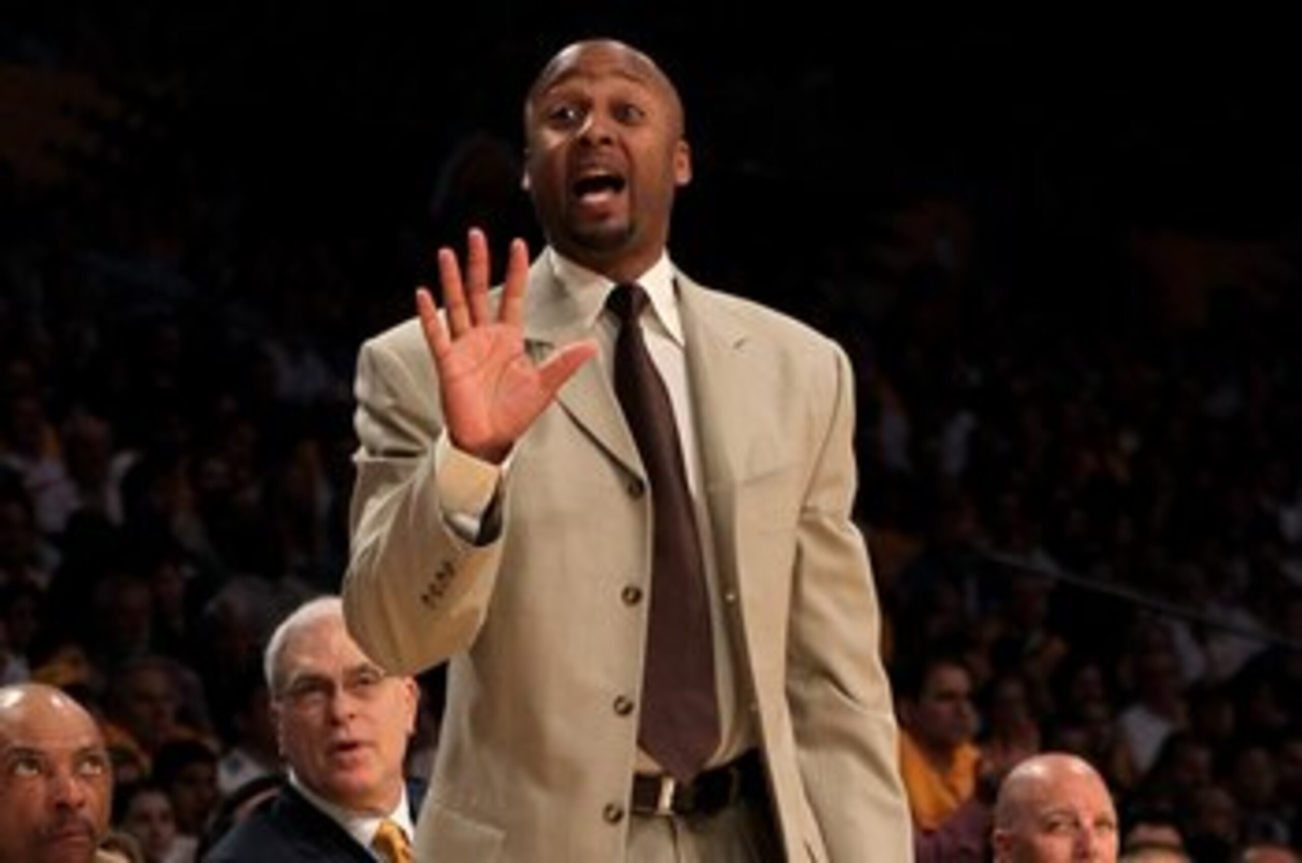 LOS ANGELES - APRIL 18:  Assistant coach Brian Shaw of the Los Angeles Lakers gives instructions against the Oklahoma City Thunder during  Game One of the Western Conference Quarterfinals of the 2010 NBA Playoffs on April 18, 2010 at Staples Center in Los