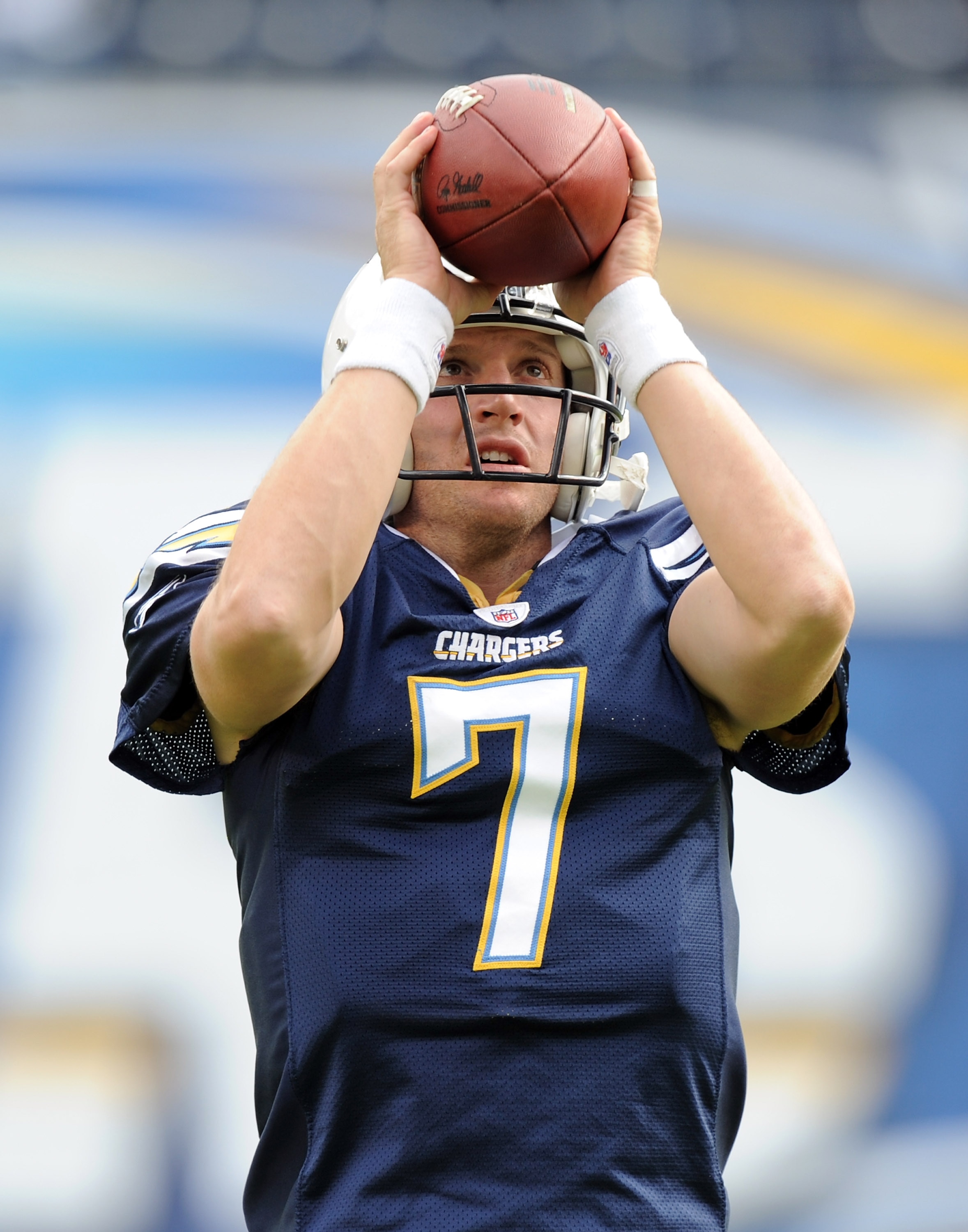 SAN DIEGO - OCTOBER 24:  Billy Volek #7 of the San Diego Chargers during warm up against the New England Patriots at Qualcomm Stadium on October 24, 2010 in San Diego, California.  (Photo by Harry How/Getty Images)