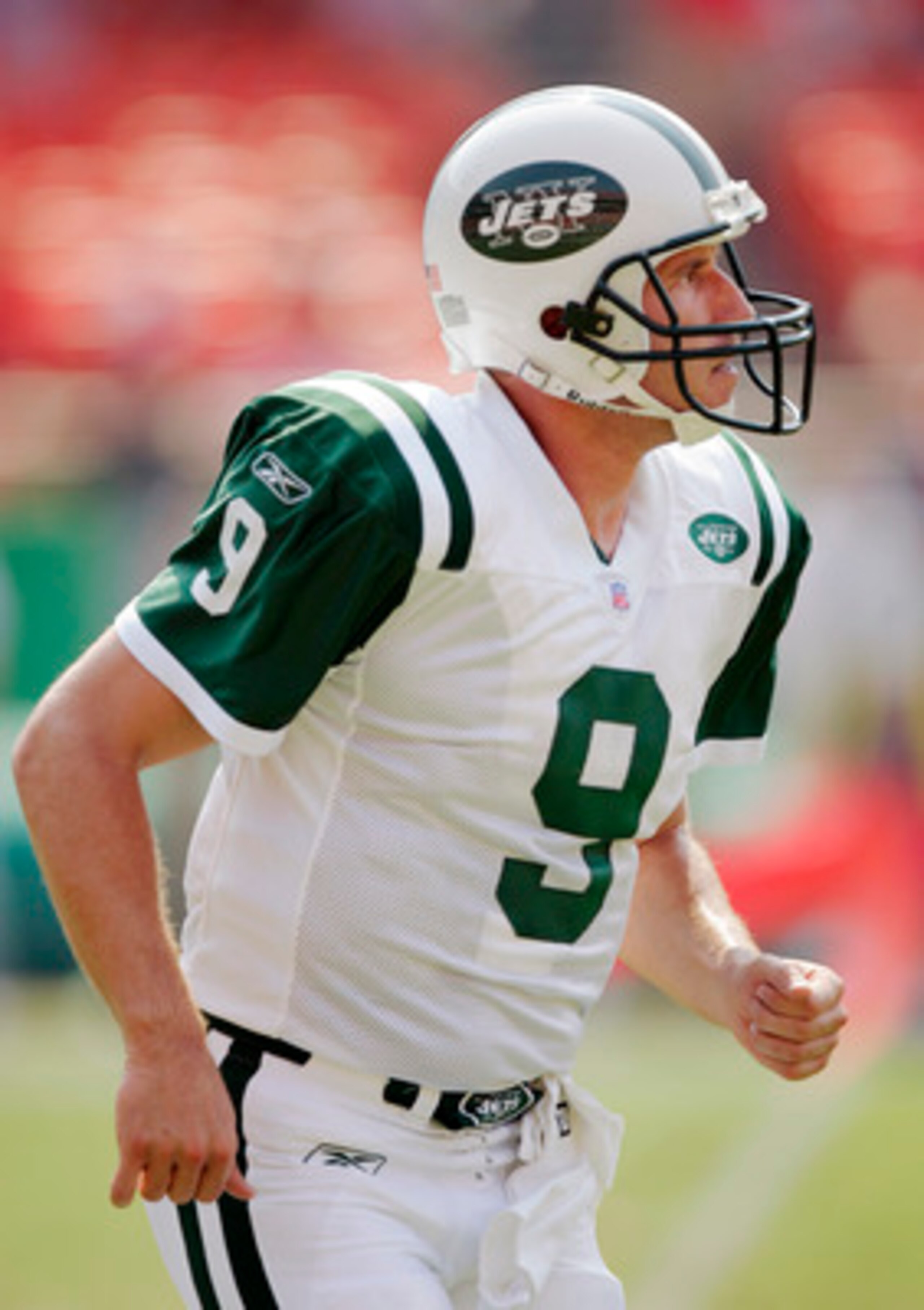 KANSAS CITY, MO - SEPTEMBER 11:  Quarterback Jay Fiedler #9 of the New York Jets runs back to the bench after throwing for a touchdown against the Kansas City Chiefs in the fourth quarter on September 11, 2005 at Arrowhead Stadium in Kansas City, Missouri
