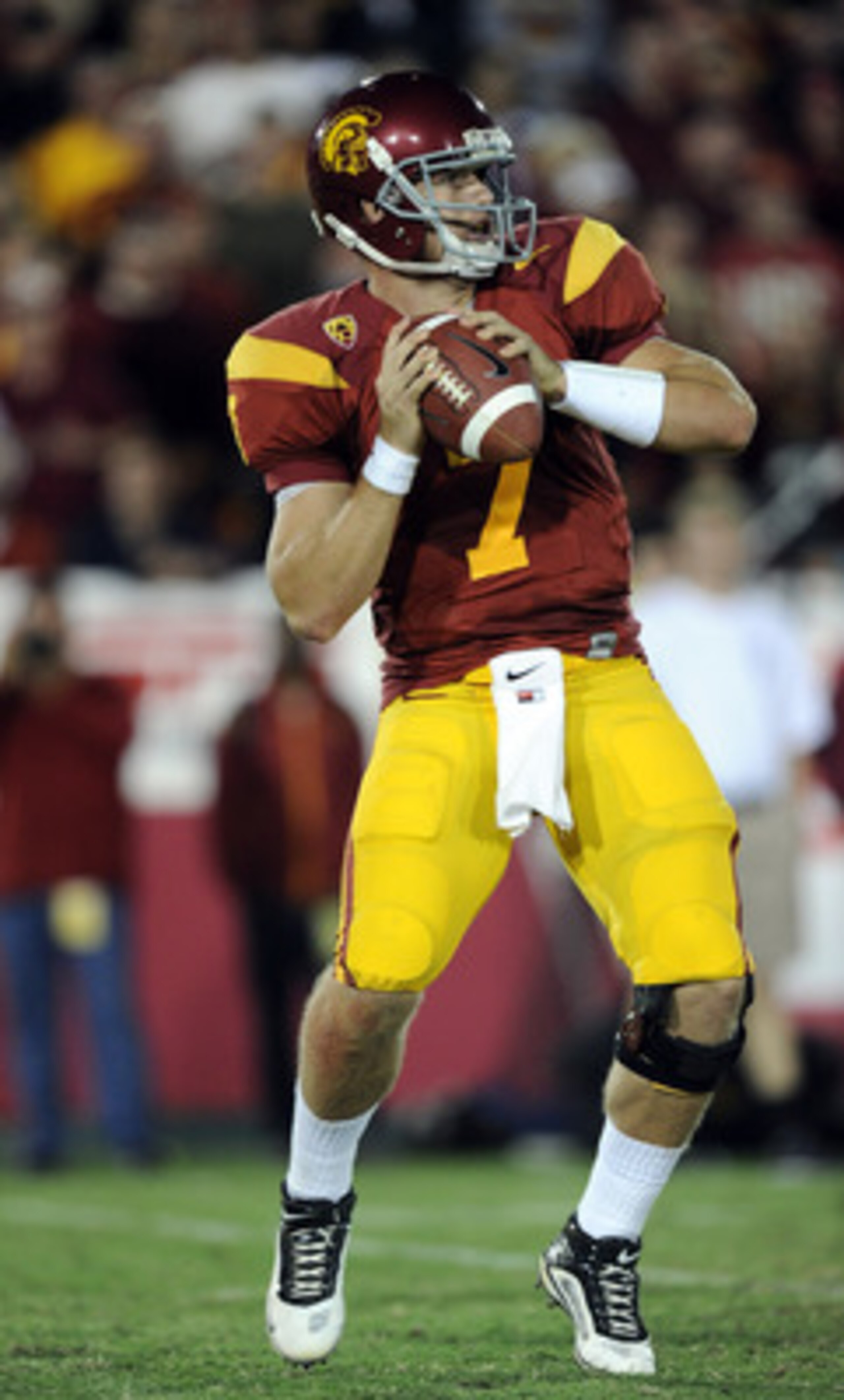 LOS ANGELES, CA - OCTOBER 30: Matt Barkley #7 of the USC Trojans passes against the Oregon Ducks at Los Angeles Memorial Coliseum on October 30, 2010 in Los Angeles, California. (Photo by Harry How/Getty Images) LOS ANGELES, CA - OCTOBER 30: Matt Barkley #7 of the USC Trojans passes against the Oregon Ducks at Los Angeles Memorial Coliseum on October 30, 2010 in Los Angeles, California. (Photo by Harry How/Getty Images)