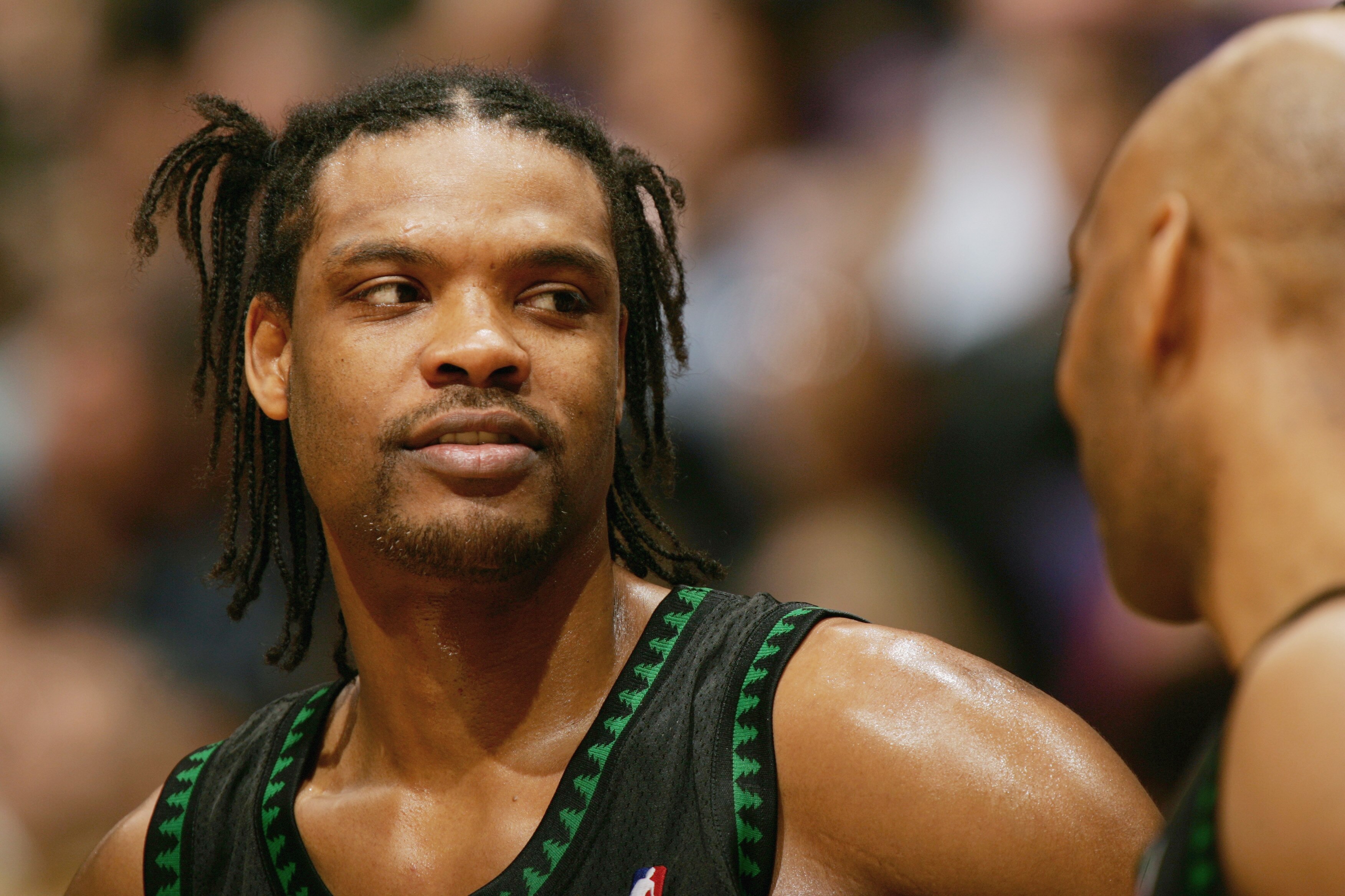 LOS ANGELES - MARCH 31:  Latrell Sprewell #8 of the Minnesota Timberwolves looks on during a break in action against the Los Angeles Lakers on March 31, 2005 at Staples Center in Los Angeles, California. NOTE TO USER: User expressly acknowledges and agree