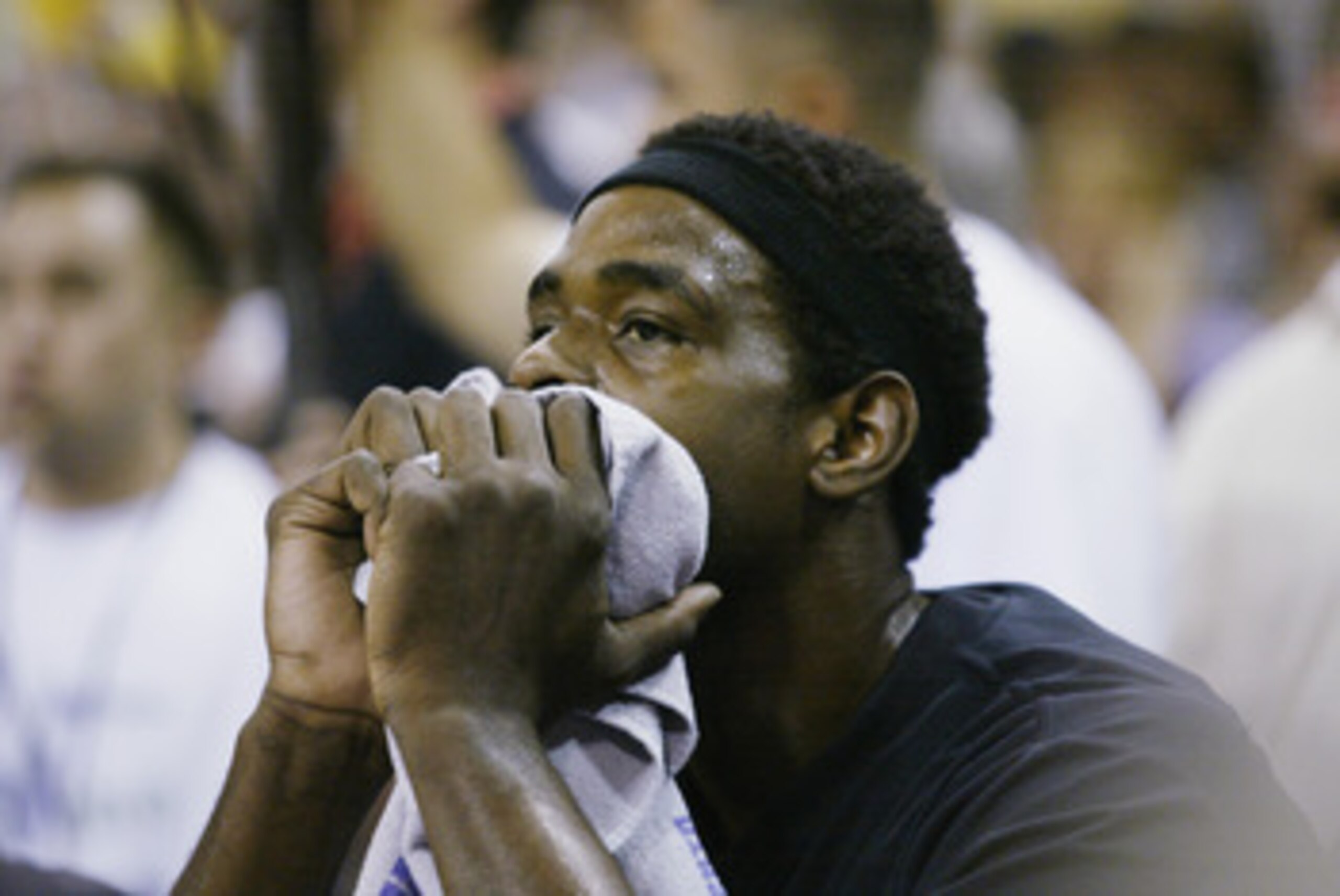 SACRAMENTO, CA - JUNE 2:  Chris Webber #4 of the Sacramento Kings sits on the bench in Game seven of the Western Conference Finals against the Los Angeles Lakers during the 2002 NBA Playoffs at Arco Arena in Sacramento, California on June 2, 2002.  The La
