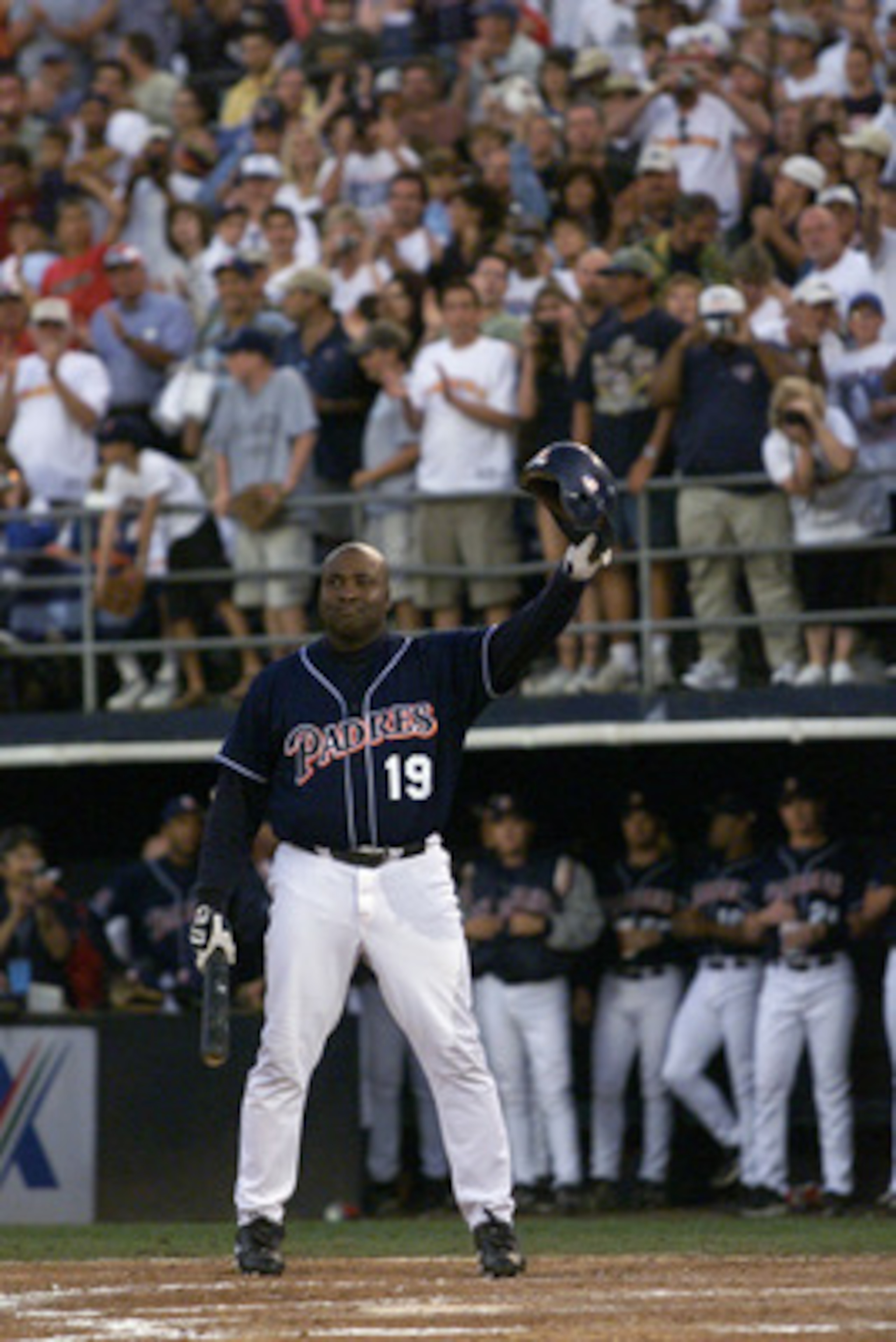 7 Oct 01: San Diego Padres outfielder Tony Gwynn #19 waves to the crowd as he approaches the plate for his final Major League at bat in their game at Qualcomm Stadium in San Diego, California. The Rockies won 14-5. DIGITAL IMAGE Mandatory Credit: Step 7 Oct 01: San Diego Padres outfielder Tony Gwynn #19 waves to the crowd as he approaches the plate for his final Major League at bat in their game at Qualcomm Stadium in San Diego, California. The Rockies won 14-5. DIGITAL IMAGE Mandatory Credit: Step