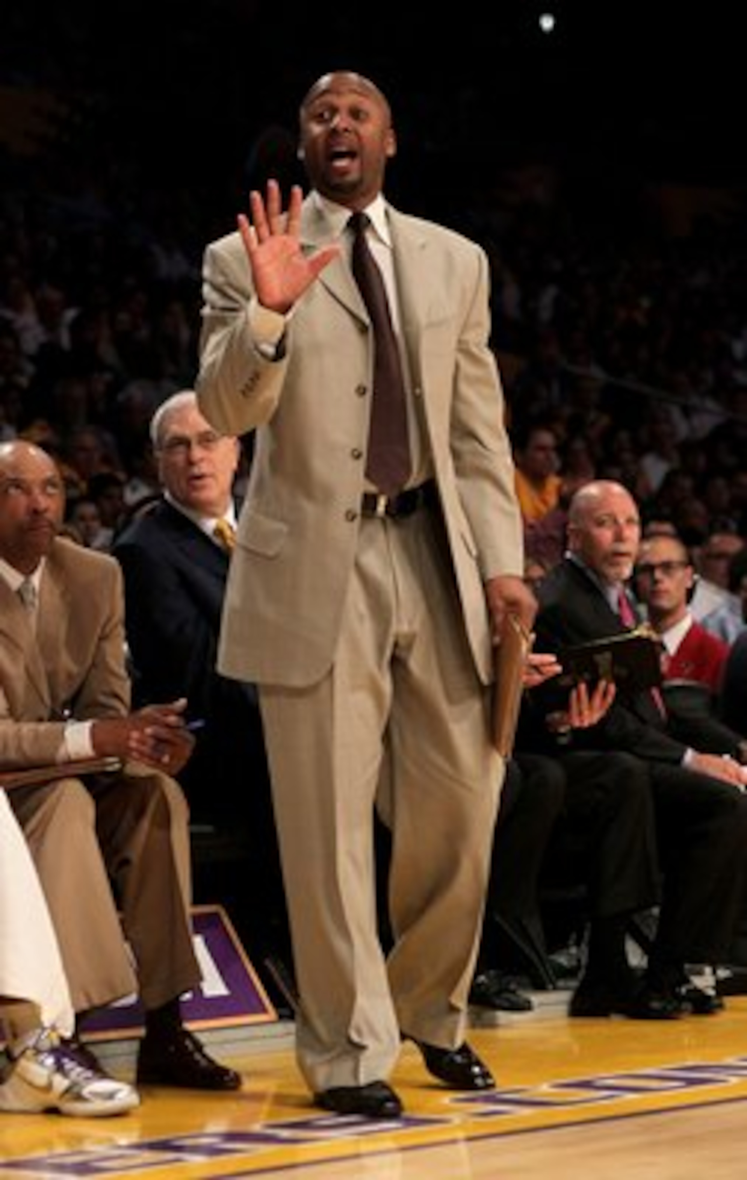 LOS ANGELES - APRIL 18:  Assistant coach Brian Shaw of the Los Angeles Lakers gives instructions against the Oklahoma City Thunder during  Game One of the Western Conference Quarterfinals of the 2010 NBA Playoffs on April 18, 2010 at Staples Center in Los