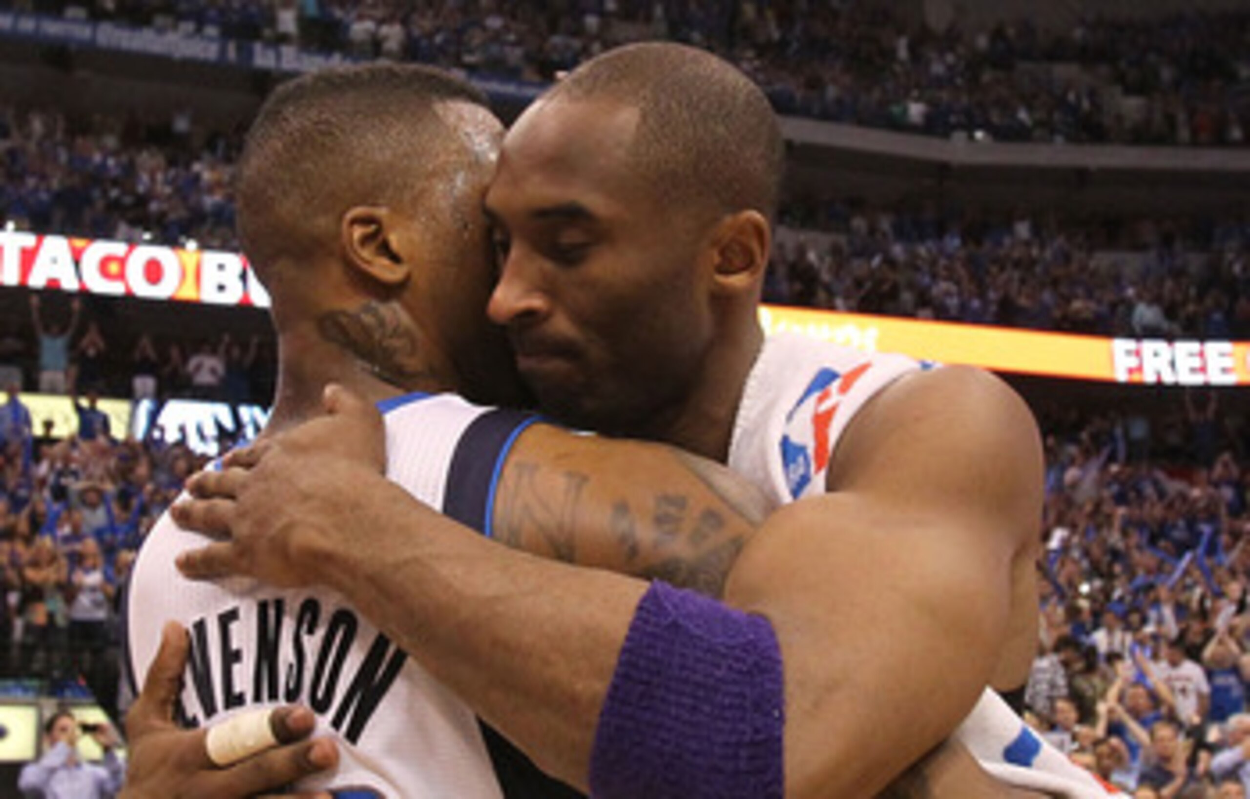 DALLAS, TX - MAY 08: Guard Kobe Bryant #24 of the Los Angeles Lakers hugs DeShawn Stevenson #92 after a loss against the Dallas Mavericks in Game Four of the Western Conference Semifinals during the 2011 NBA Playoffs on May 8, 2011 at American Airlines C DALLAS, TX - MAY 08: Guard Kobe Bryant #24 of the Los Angeles Lakers hugs DeShawn Stevenson #92 after a loss against the Dallas Mavericks in Game Four of the Western Conference Semifinals during the 2011 NBA Playoffs on May 8, 2011 at American Airlines C