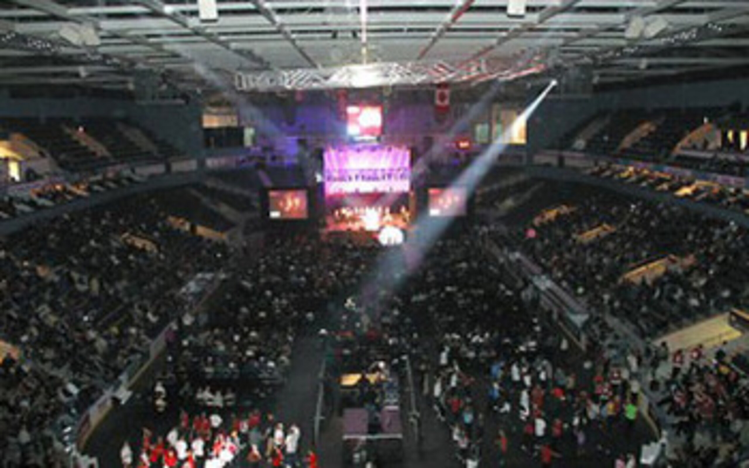 The Labatt Centre is a great venue for an MMA event. Let's hope it's full on May 19th.