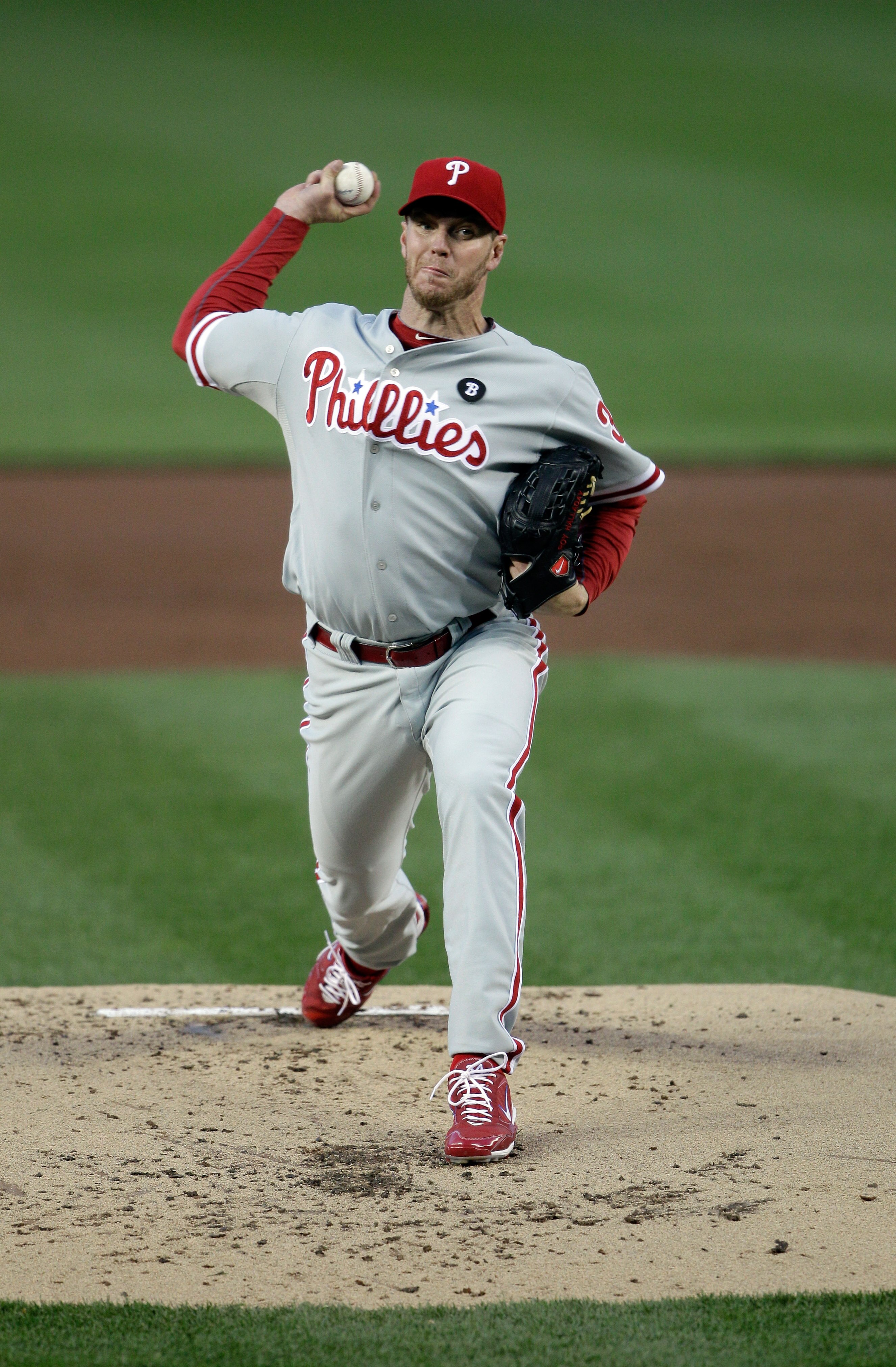 WASHINGTON, DC - APRIL 13:  Starting pitcher Roy Halladay #34 of the Philadelphia Phillies delivers to a Washington Nationals batter during the second inning at Nationals Park on April 13, 2011 in Washington, DC.  (Photo by Rob Carr/Getty Images)