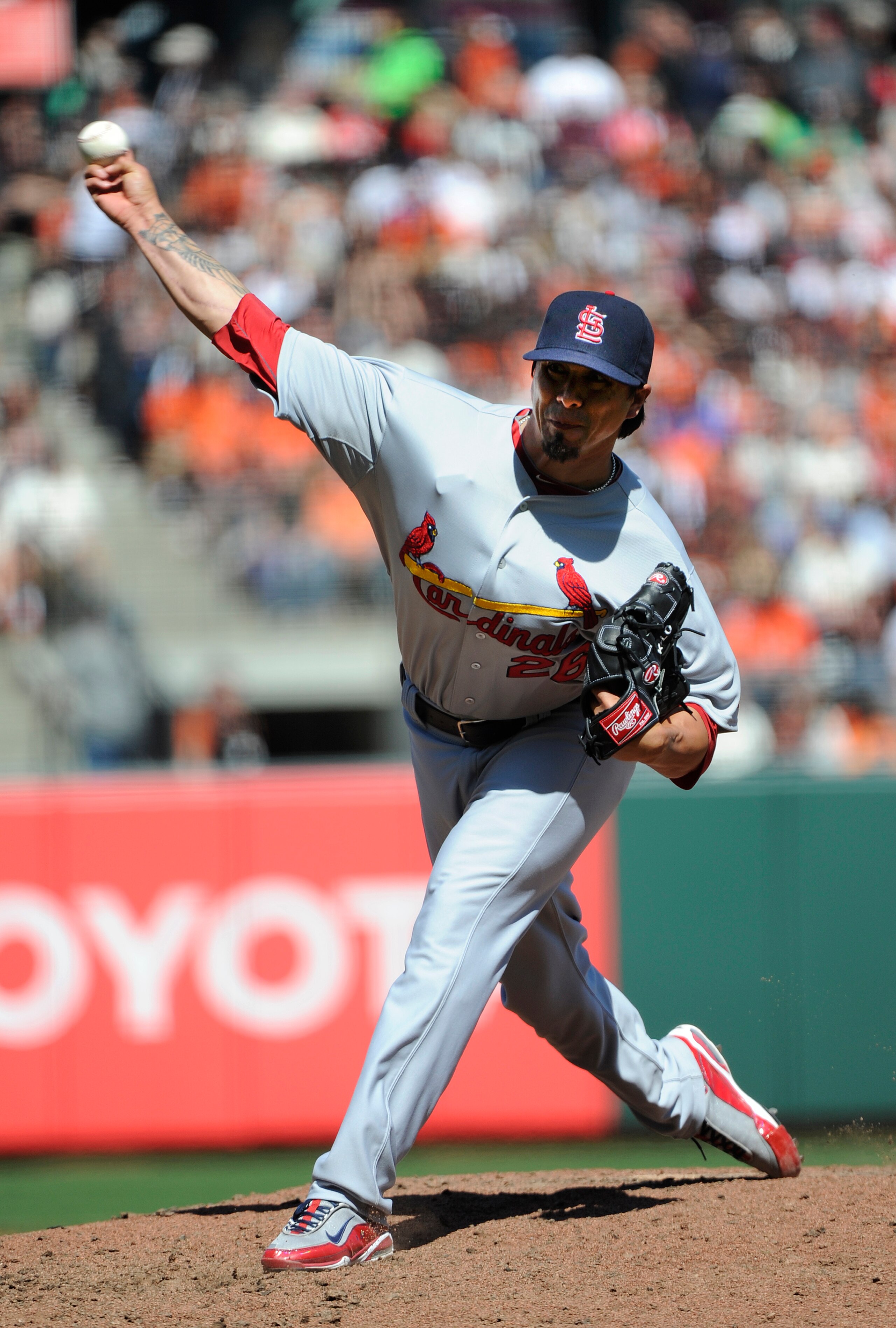 SAN FRANCISCO, CA - APRIL 10: Kyle Lohse #26 of the St. Louis Cardinals pitches against the San Francisco Giants during a MLB baseball game at AT&T Park April 10, 2011 in San Francisco, California. The Cardinals beat the Giants 6 to 1. (Photo by Thearon W