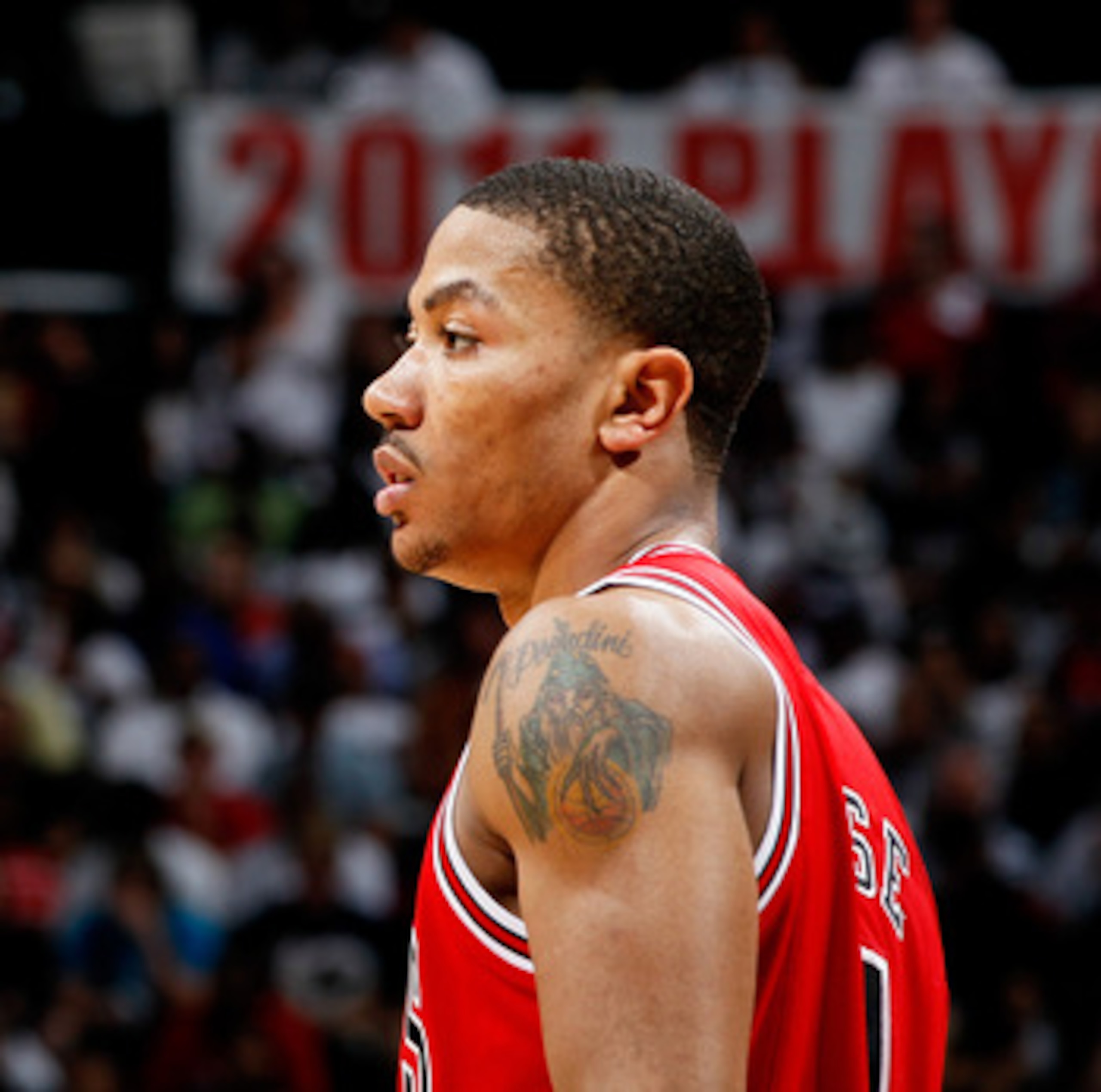 ATLANTA, GA - MAY 06:  Derrick Rose #1 of the Chicago Bulls waits during free throws against the Atlanta Hawks in Game Three of the Eastern Conference Semifinals in the 2011 NBA Playoffs at Phillips Arena on May 6, 2011 in Atlanta, Georgia.  NOTE TO USER: