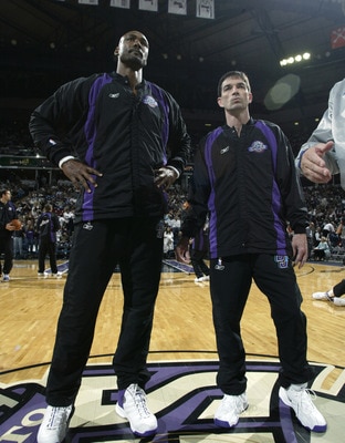 SACRAMENTO, CA - APRIL 30:  (Left to Right) Karl Malone #32 stands next to John Stockton #12 of the Utah Jazz before Game five of the Western Conference Quarterfinals against the Sacramento Kings during the 2003 NBA Playoffs at Arco Arena on April 30, 200