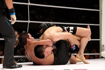 Aurelio lasted but lost a two round decision to Aoki last year. MacDonald will be a different test for him.