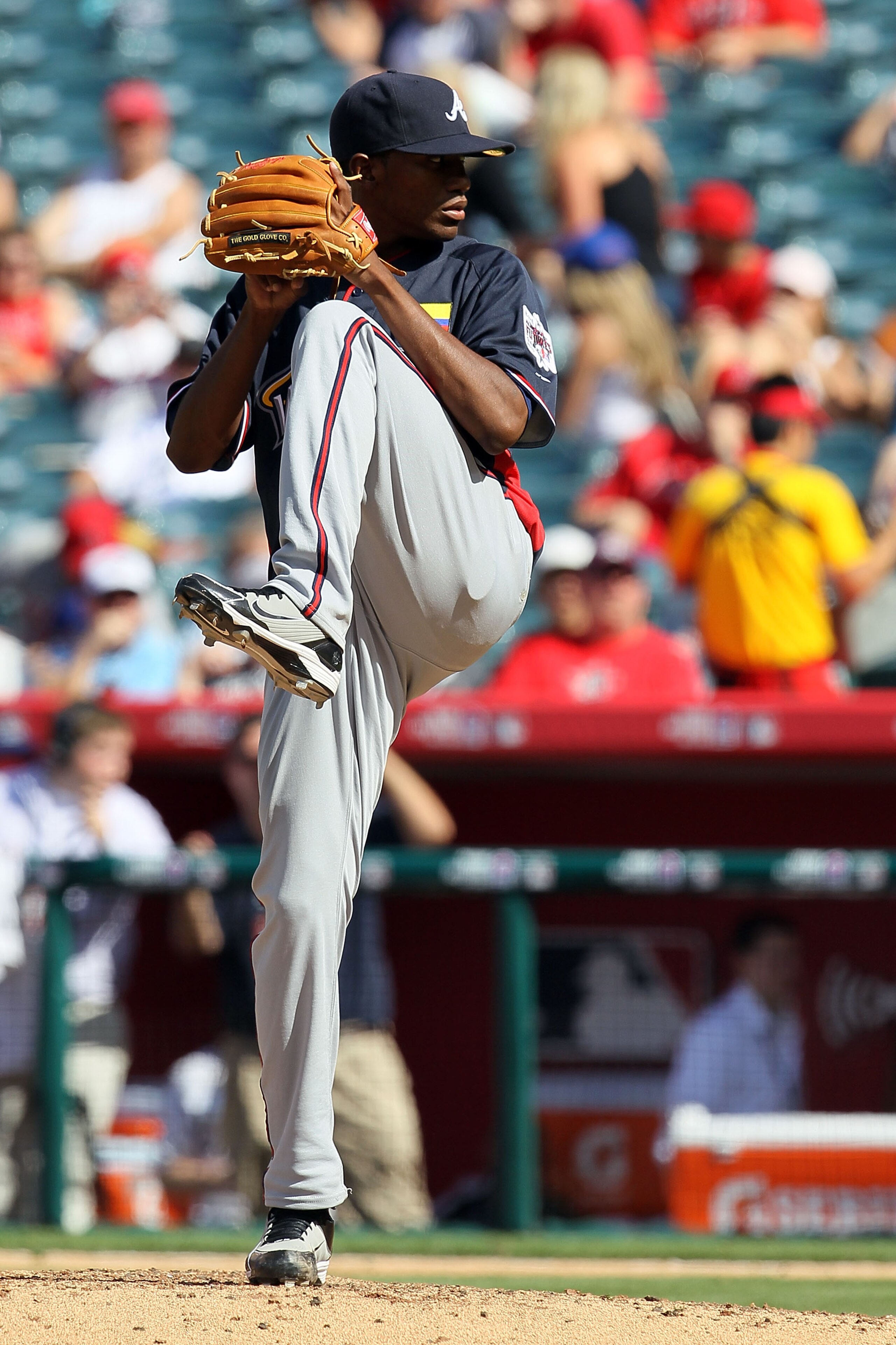 ANAHEIM, CA - JULY 11: World Futures All-Star Julio Tehaeran #39 of the Atlanta Braves throws a pitch during the 2010 XM All-Star Futures Game at Angel Stadium of Anaheim on July 11, 2010 in Anaheim, California. (Photo by Stephen Dunn/Getty Images) ANAHEIM, CA - JULY 11: World Futures All-Star Julio Tehaeran #39 of the Atlanta Braves throws a pitch during the 2010 XM All-Star Futures Game at Angel Stadium of Anaheim on July 11, 2010 in Anaheim, California. (Photo by Stephen Dunn/Getty Images)